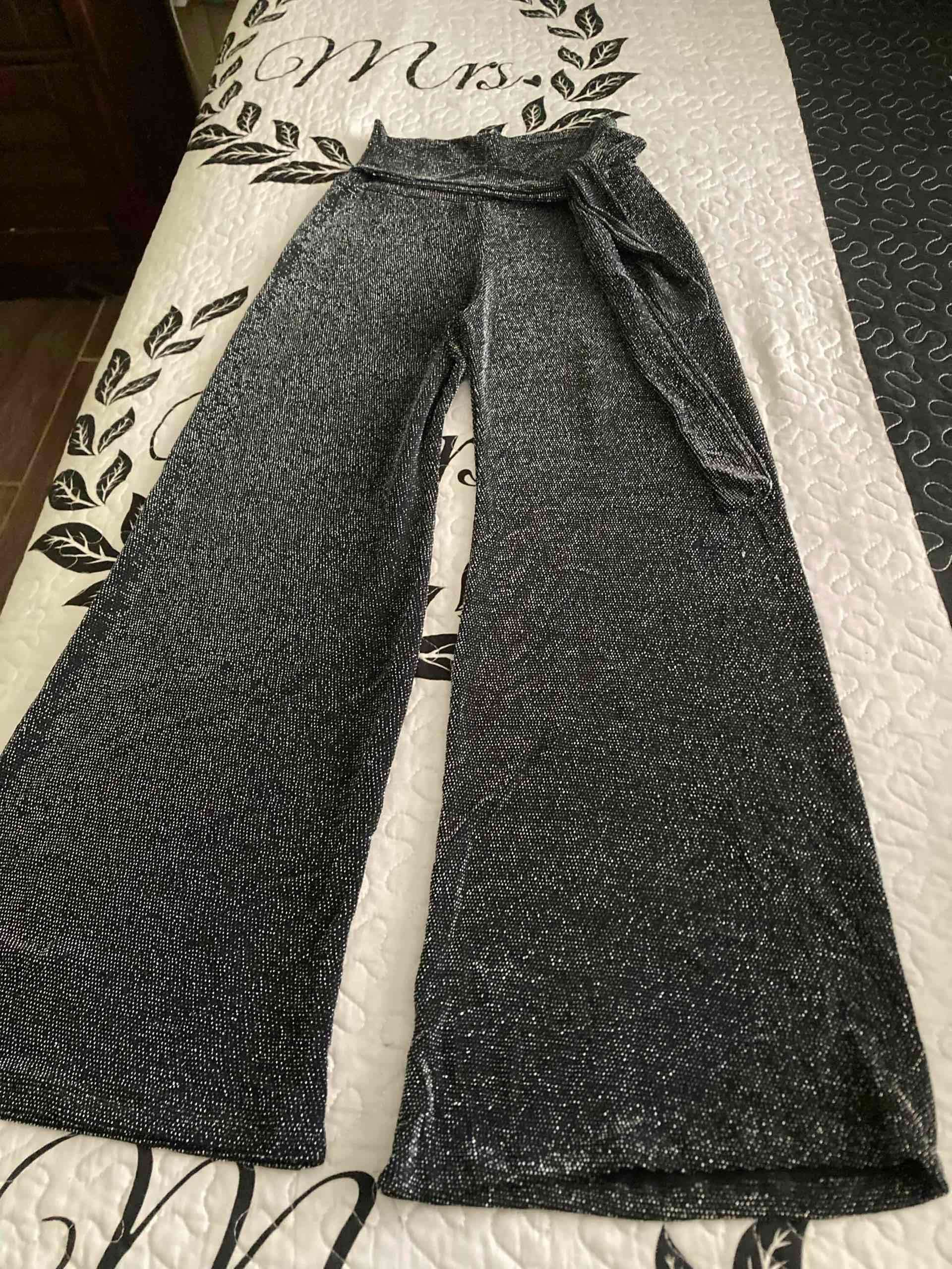 Enterizo negro de dos piezas - miniatura 2