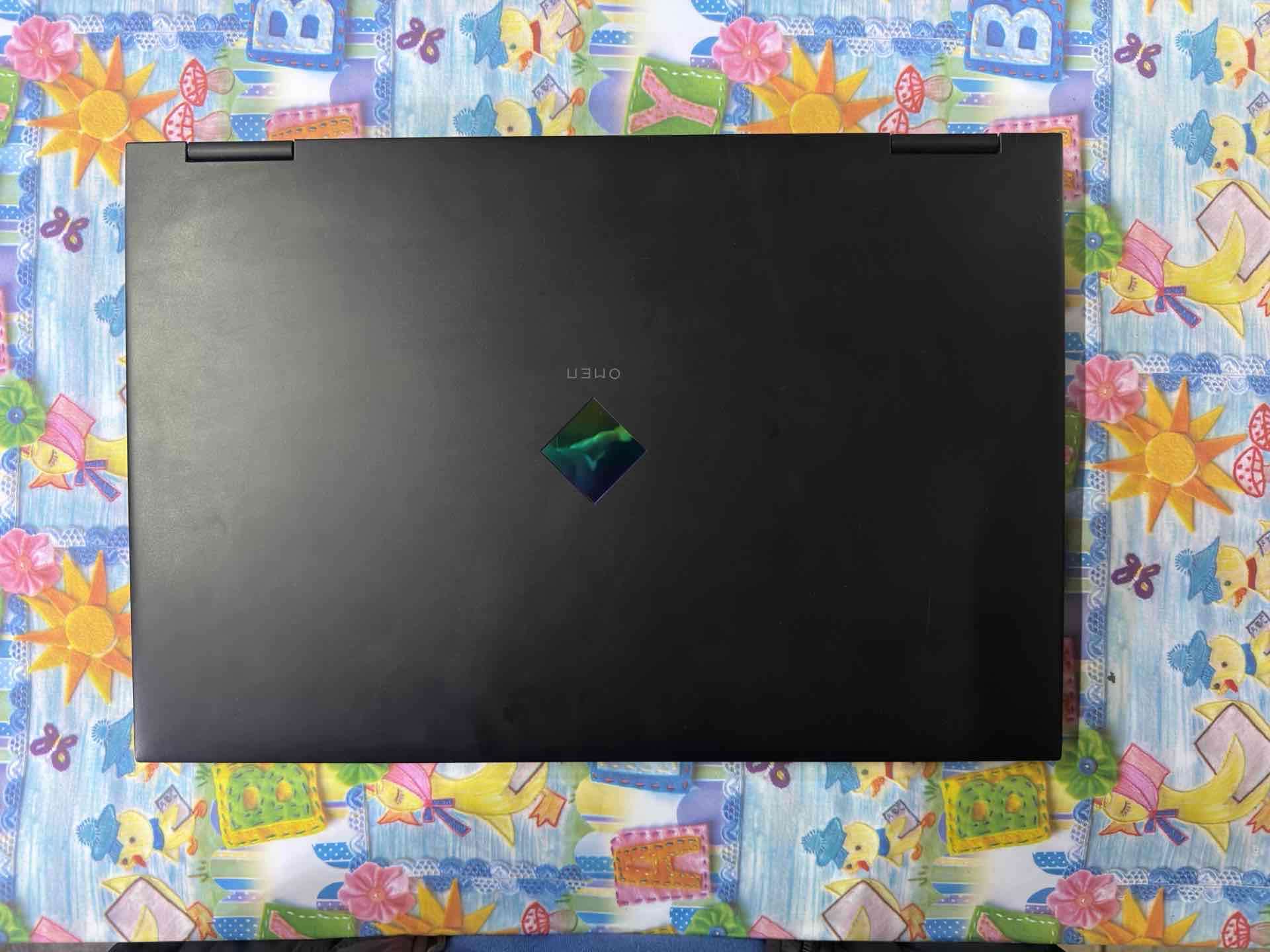 Laptop HP Omen 16 con RTX - miniatura 2