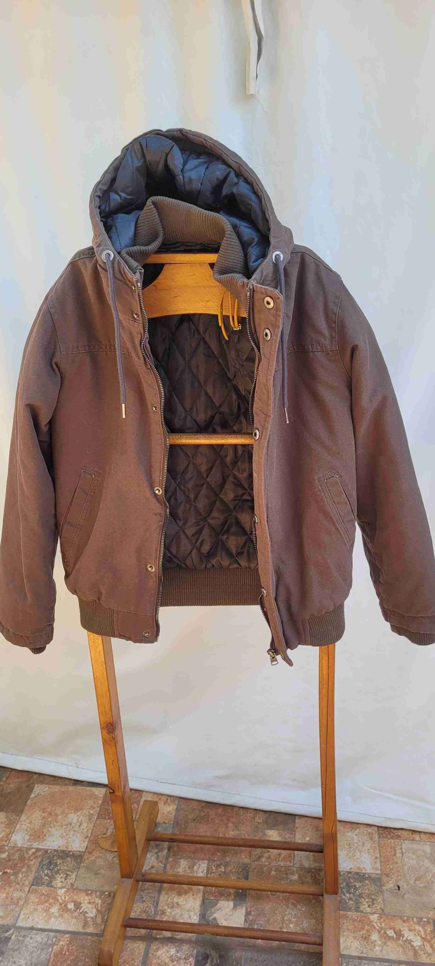 Chaqueta con capucha - 1