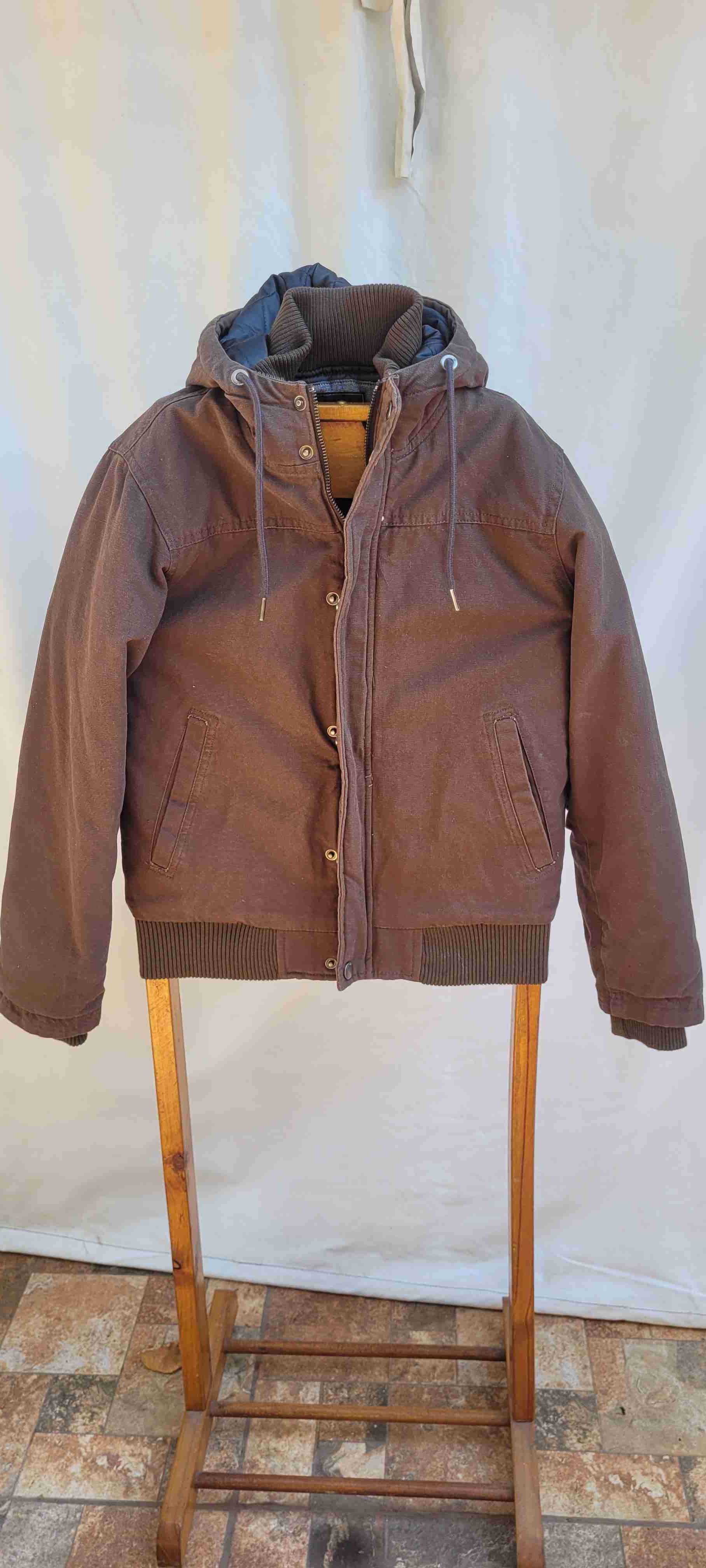 Chaqueta con capucha - 2