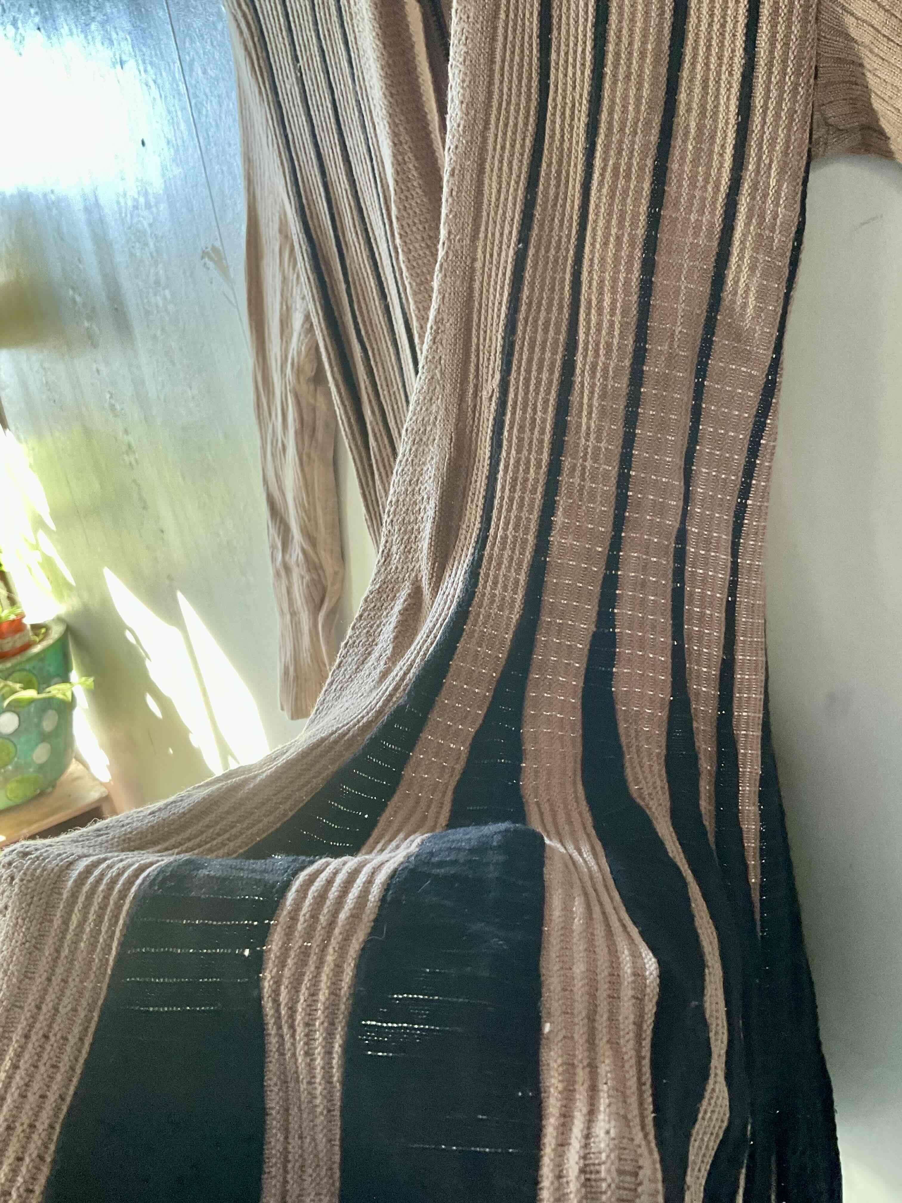 Tapadito largo rayado beige y negra - 2