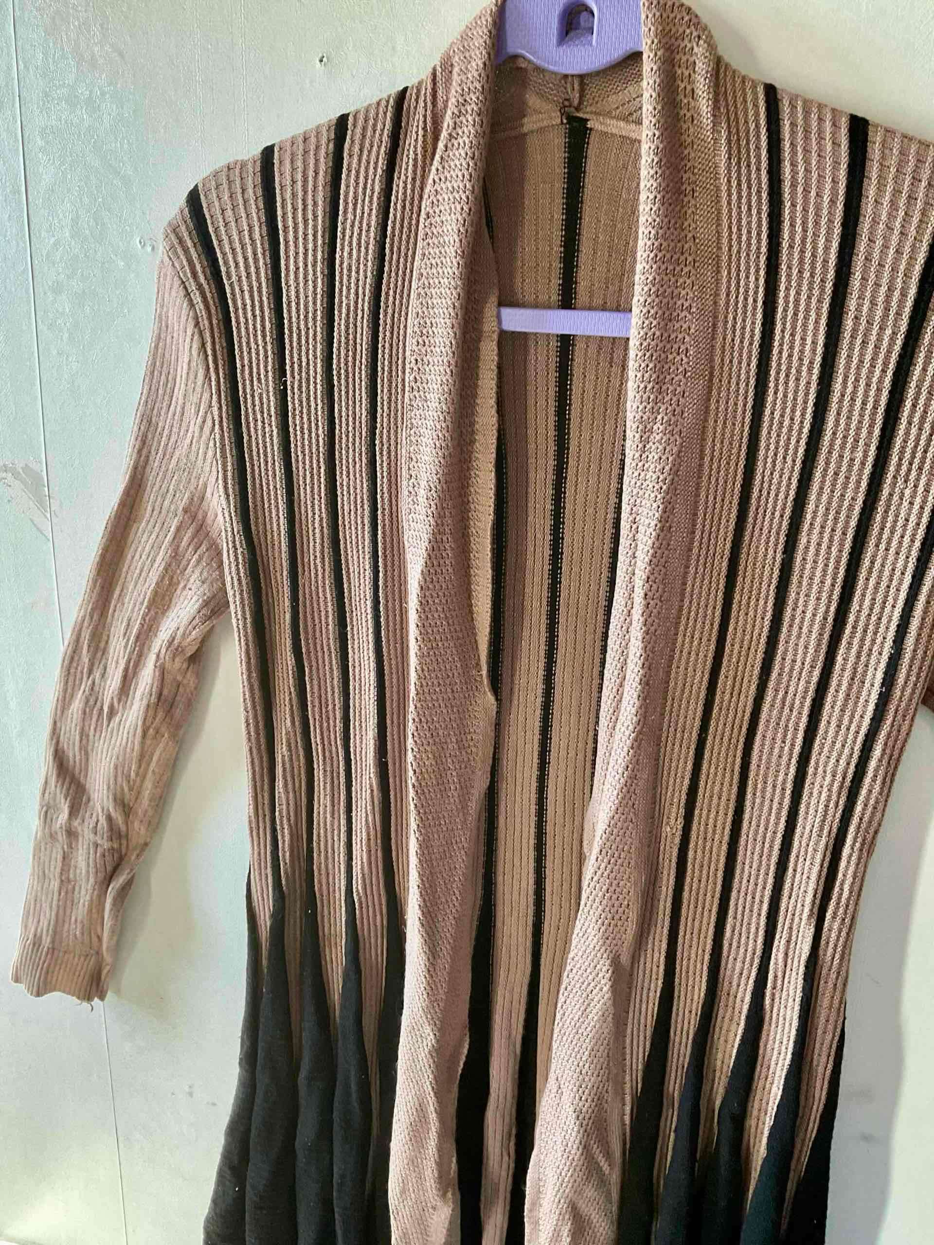 Tapadito largo rayado beige y negra - 3