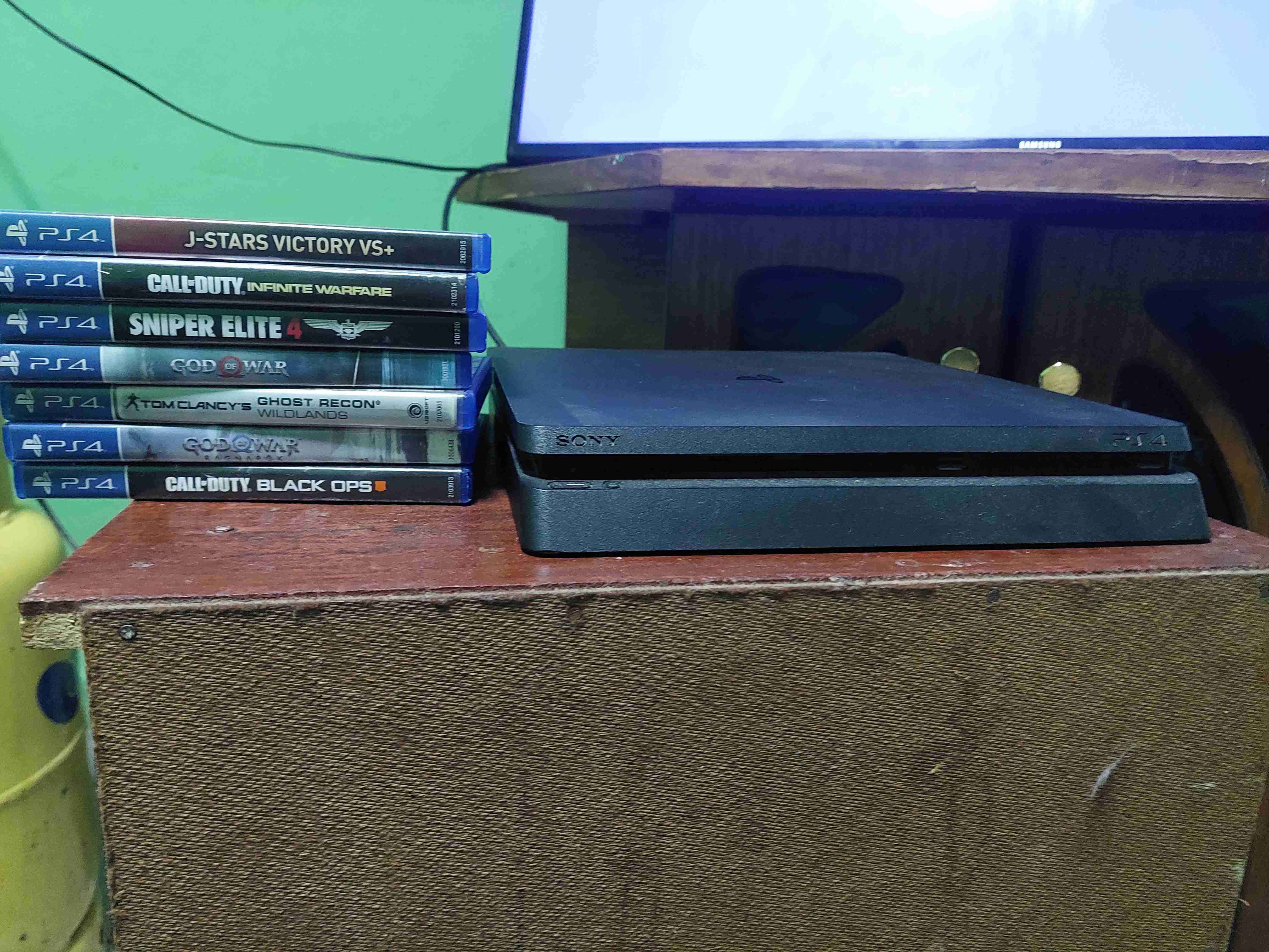 Vendo ps4 slim - miniatura 2