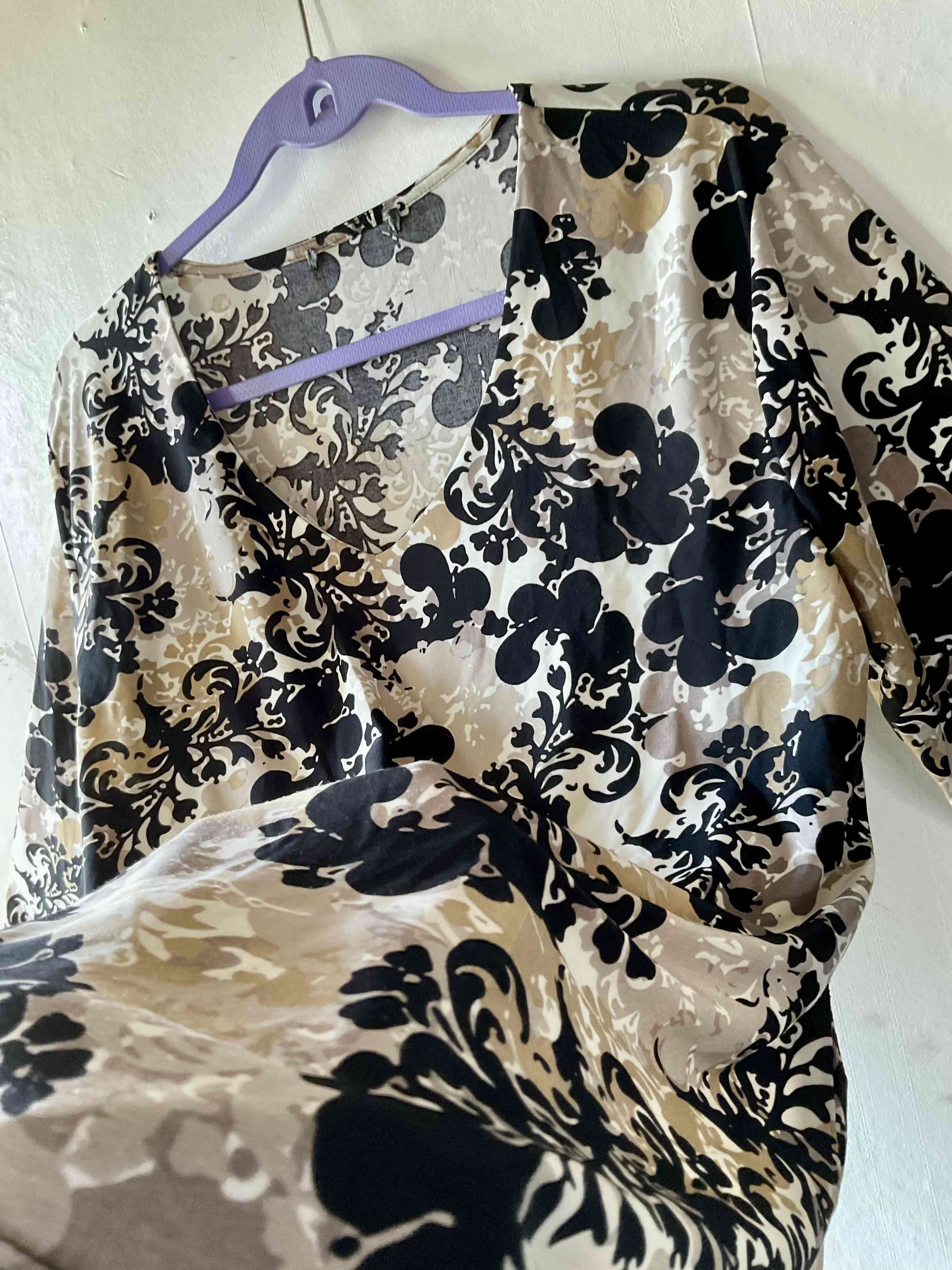 Blusa manga tres cuartos floral - miniatura 4