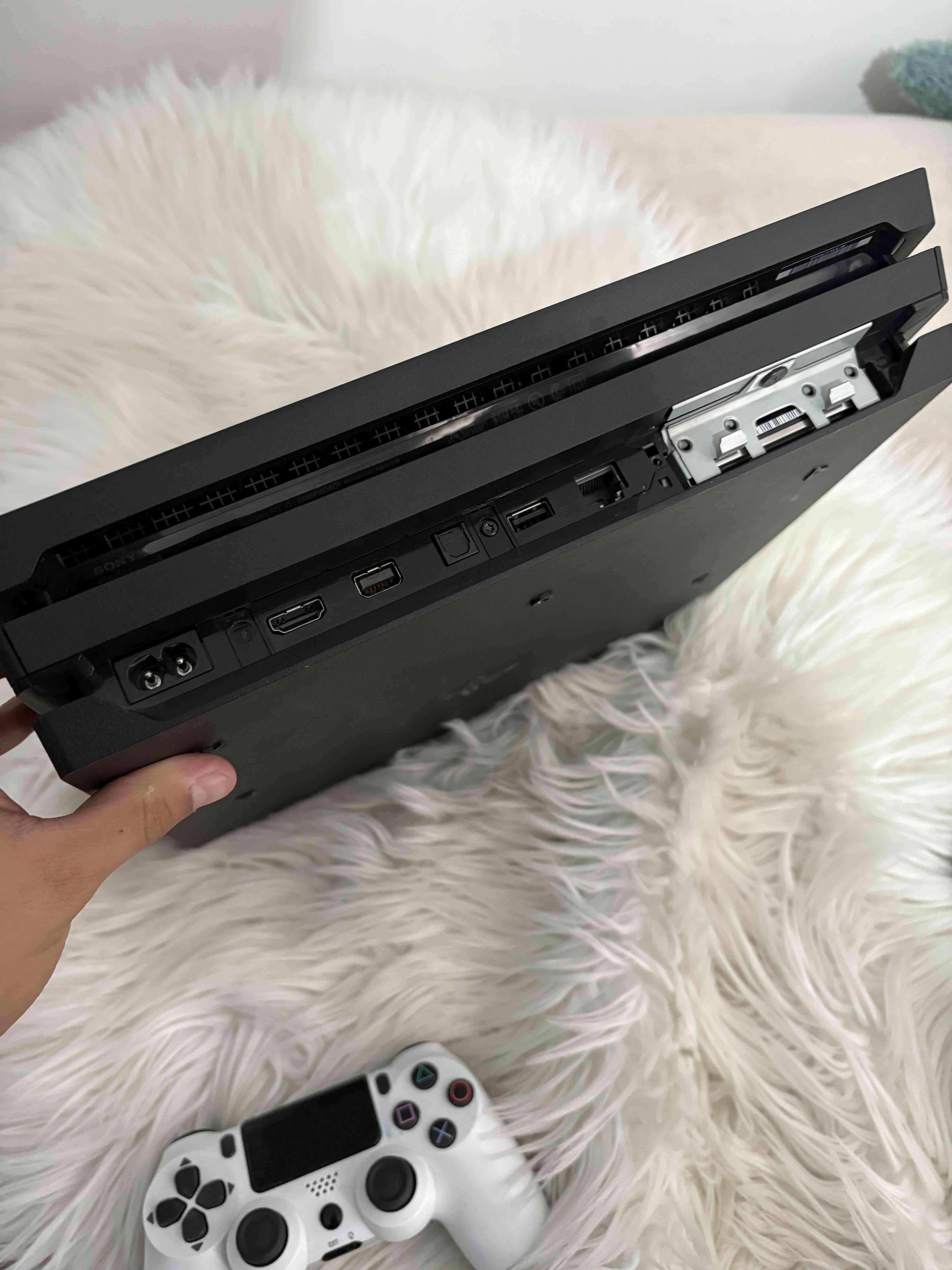 Consola PlayStation 4 Pro negra - miniatura 6