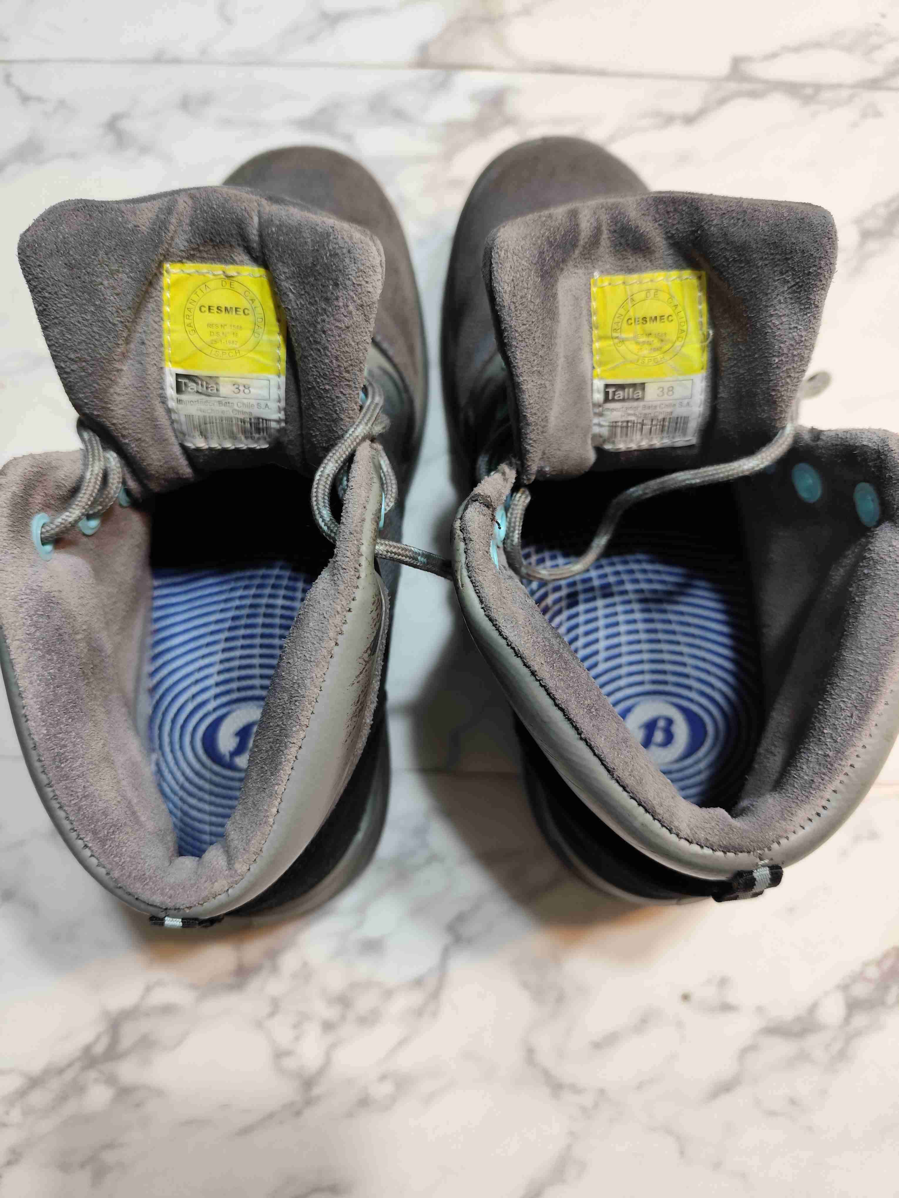 Botas o zapatos de seguridad grises y azul - miniatura 2