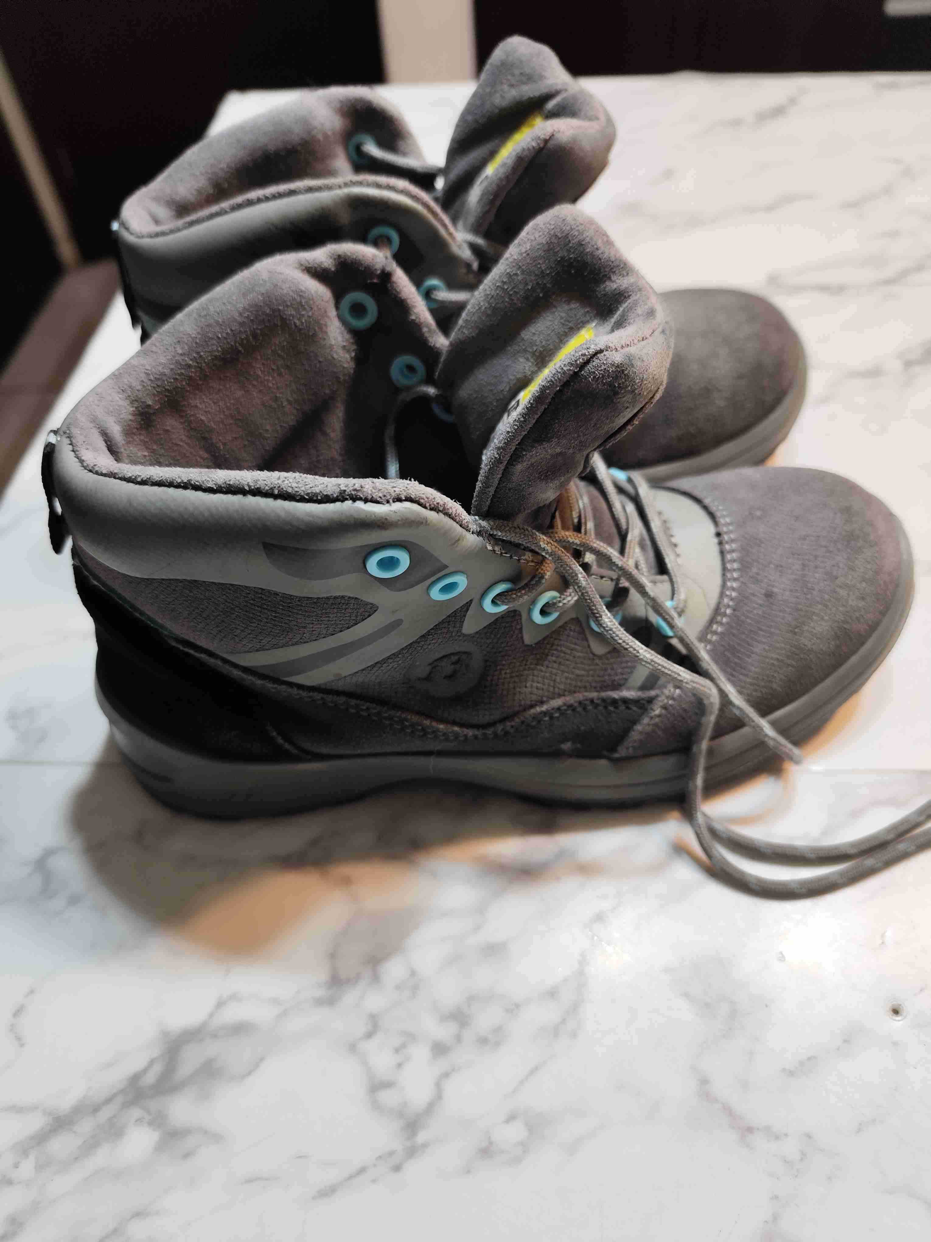 Botas o zapatos de seguridad grises y azul - miniatura 3