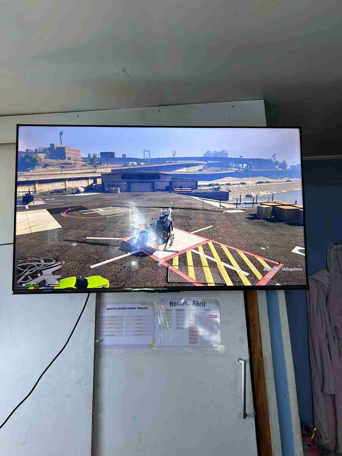 Consola PS4 en buen estado - 2