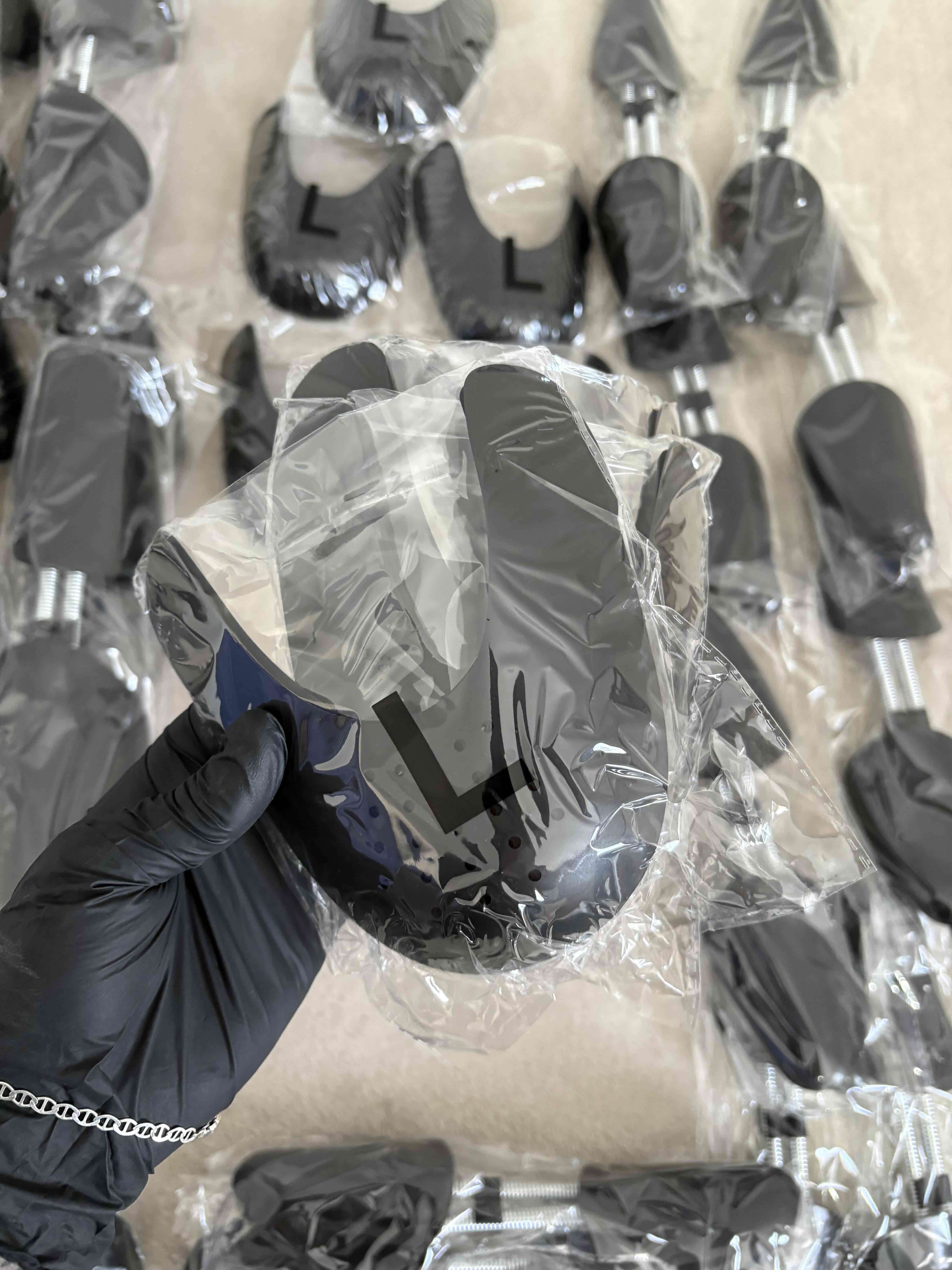 Shields y Hormadores - miniatura 4