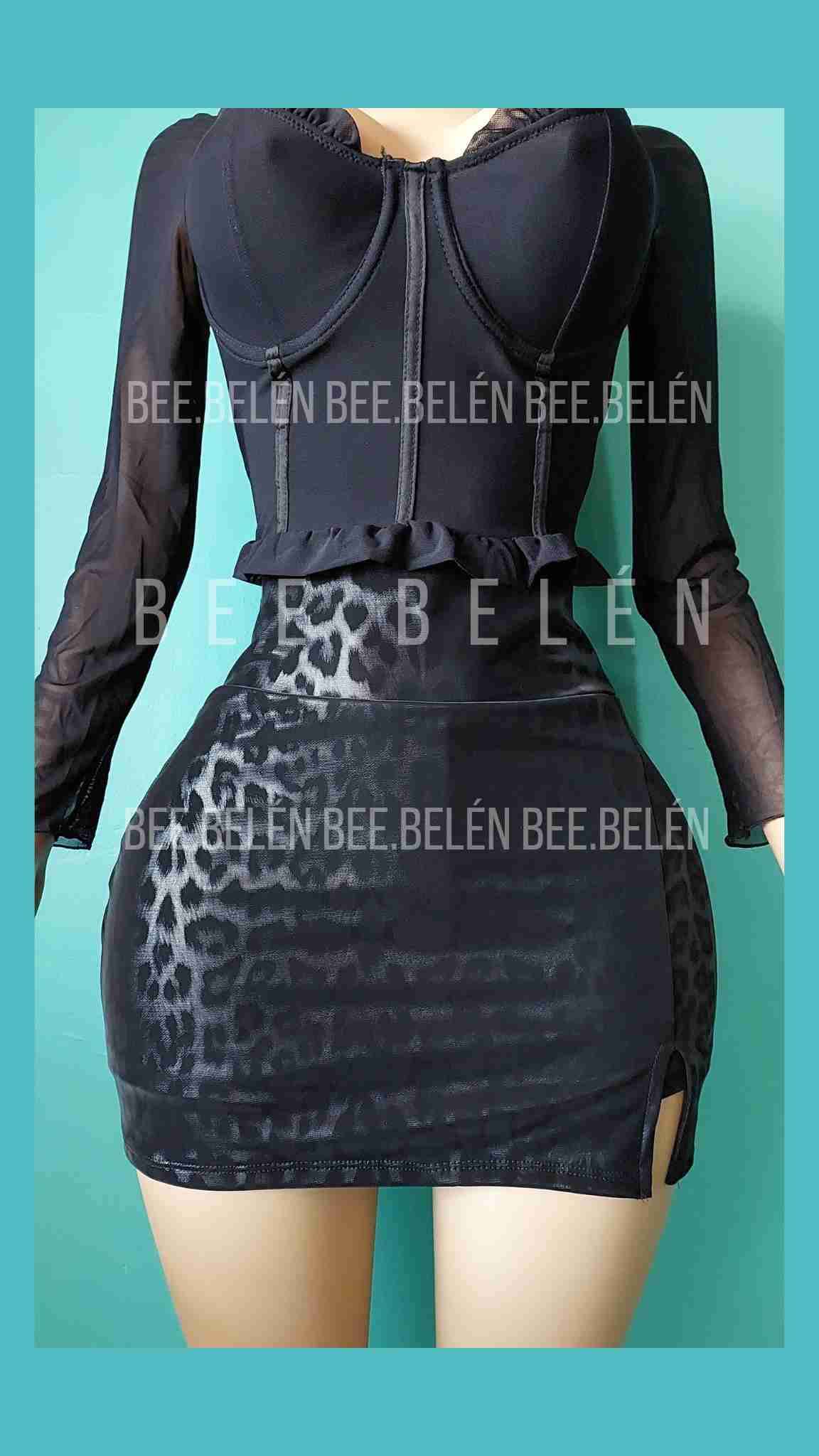 Minifalda short negra con estampado animal - miniatura 5