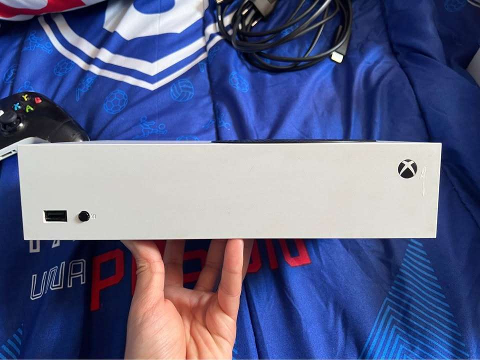 Xbox Series S + Control (Sin Drift) - 3