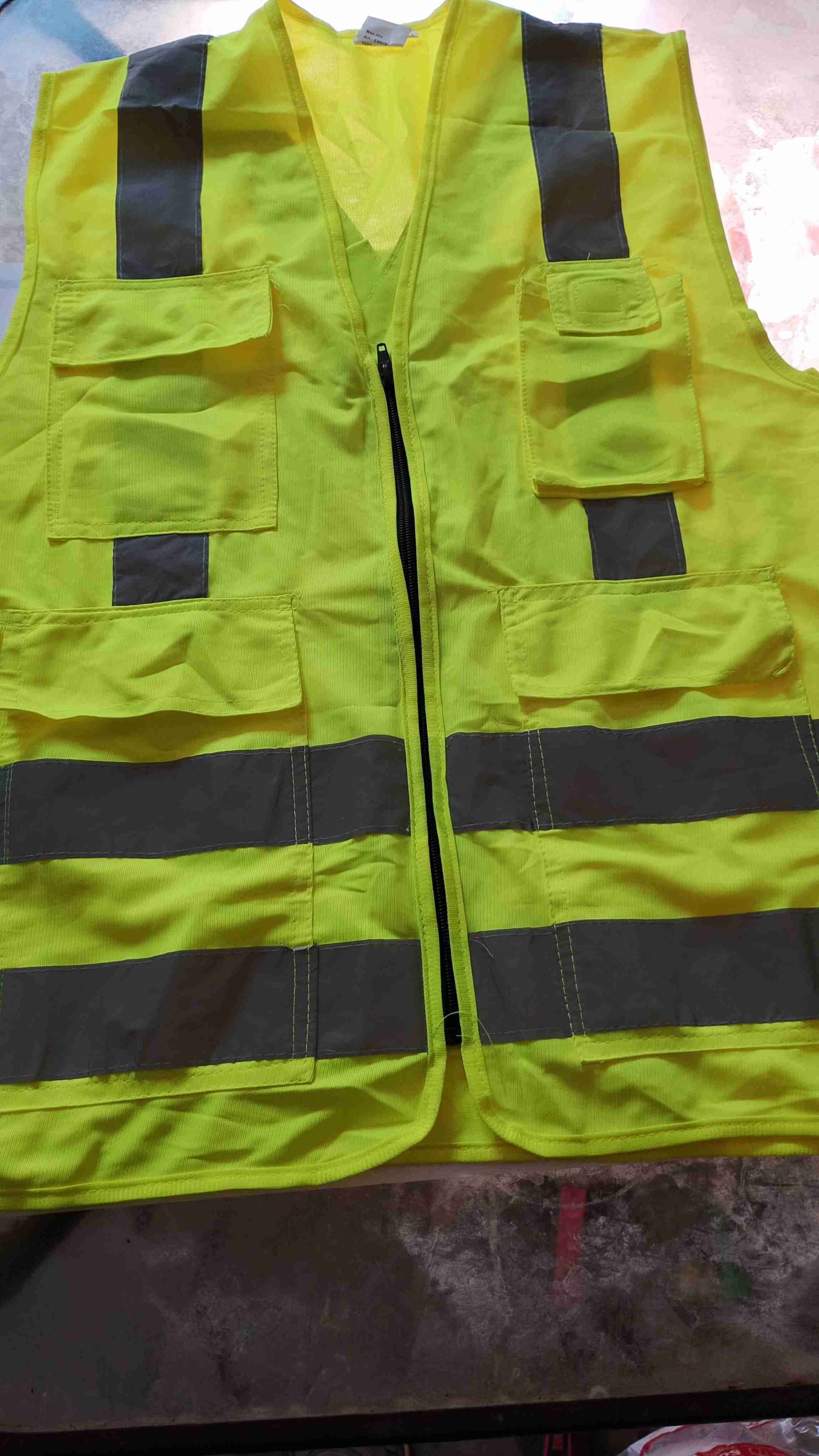 Chaleco reflectante amarillo - miniatura 1