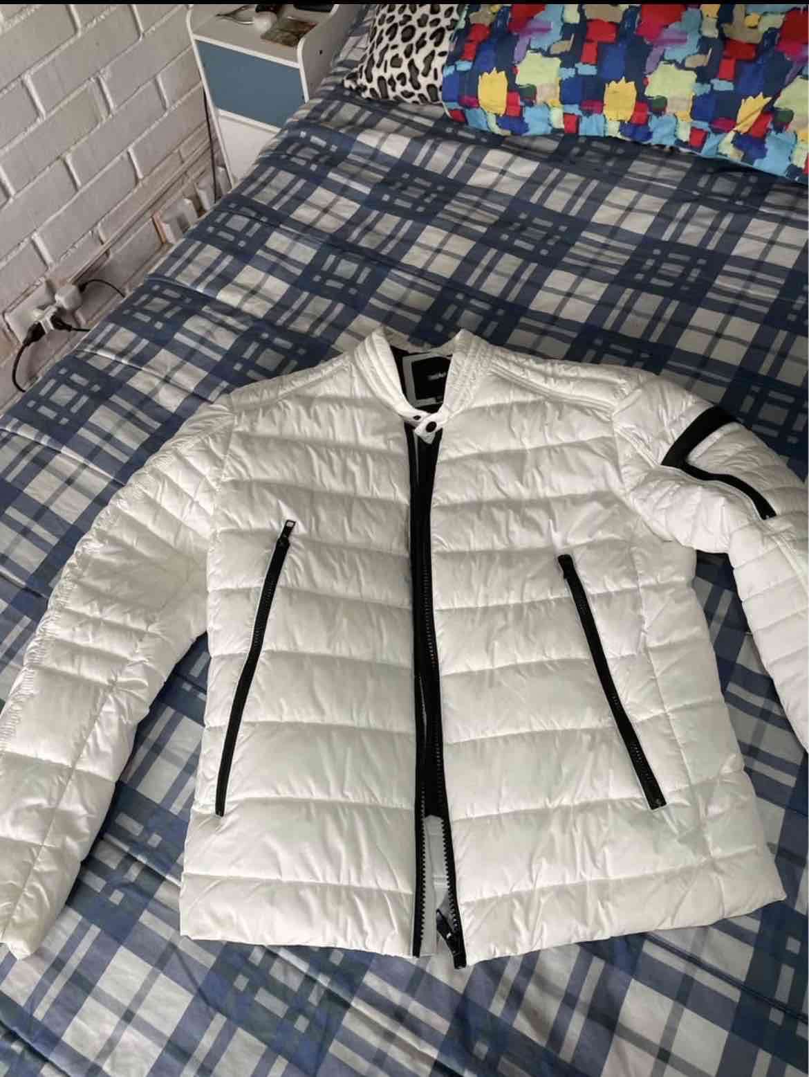 Chaqueta acolchada blanca - miniatura 2