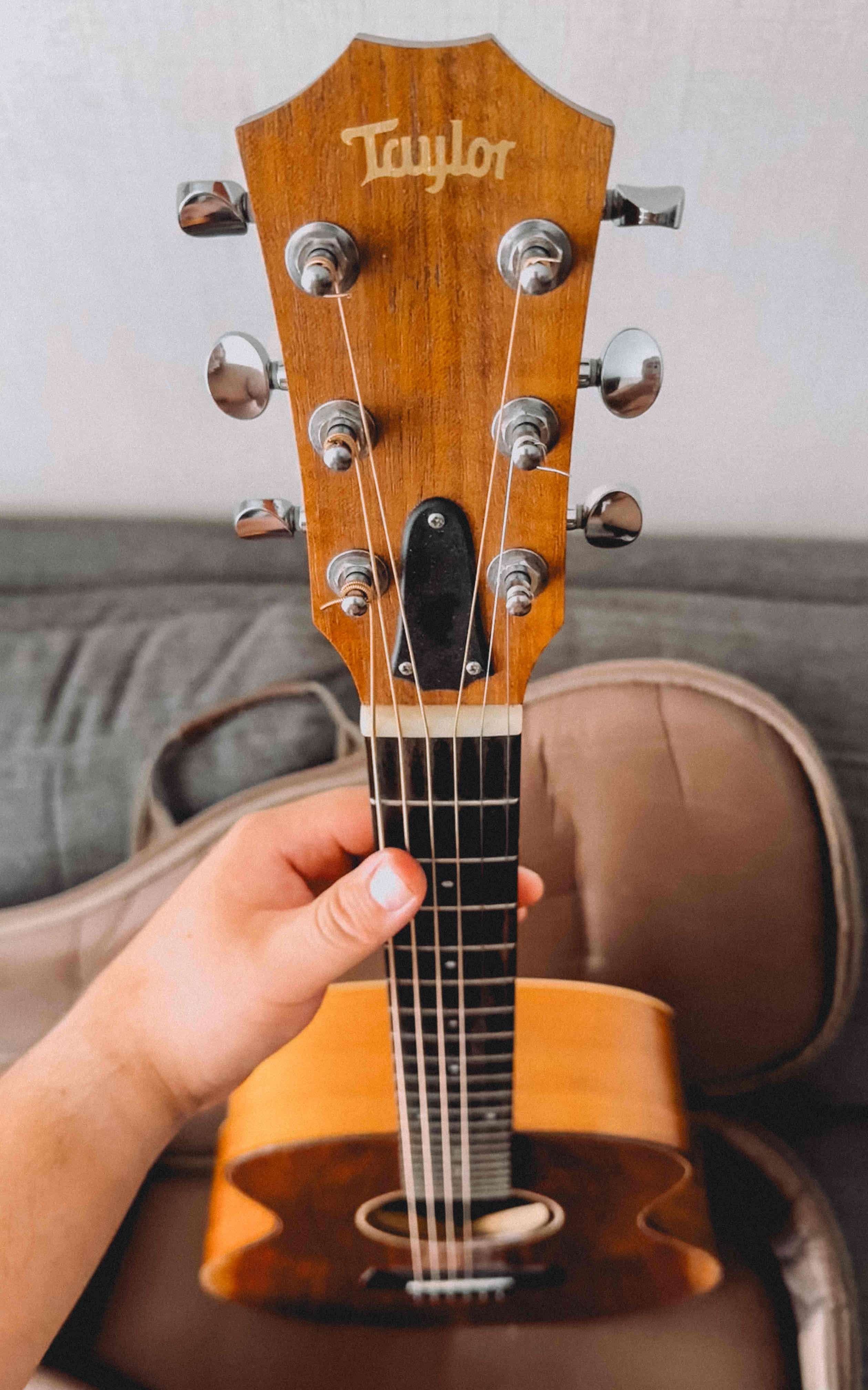 Guitarra Taylor GS mini Koa - miniatura 2