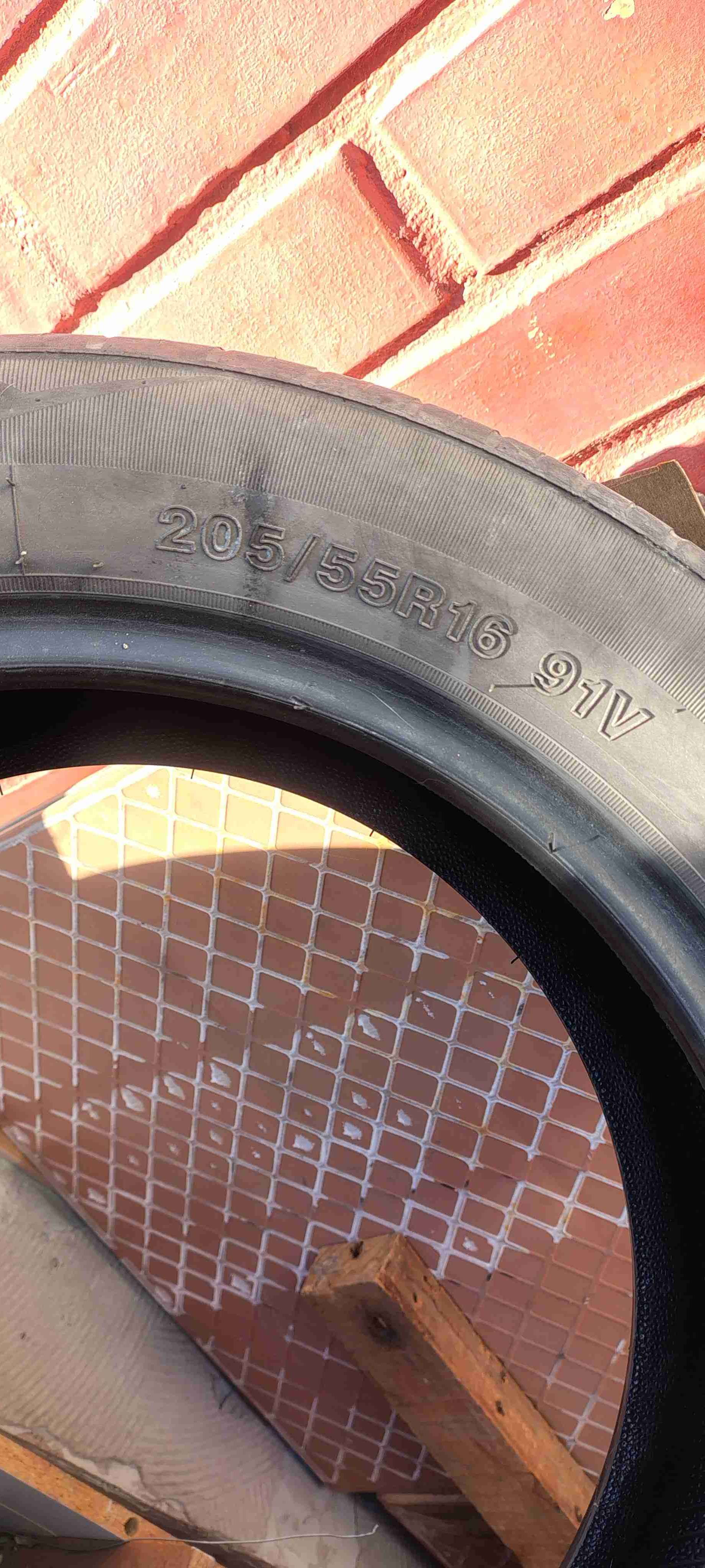 Neumáticos usados para auto - miniatura 5
