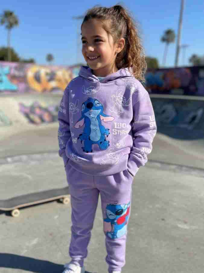 Conjunto algodoncon diseño Stitch en serigrafía - miniatura 5