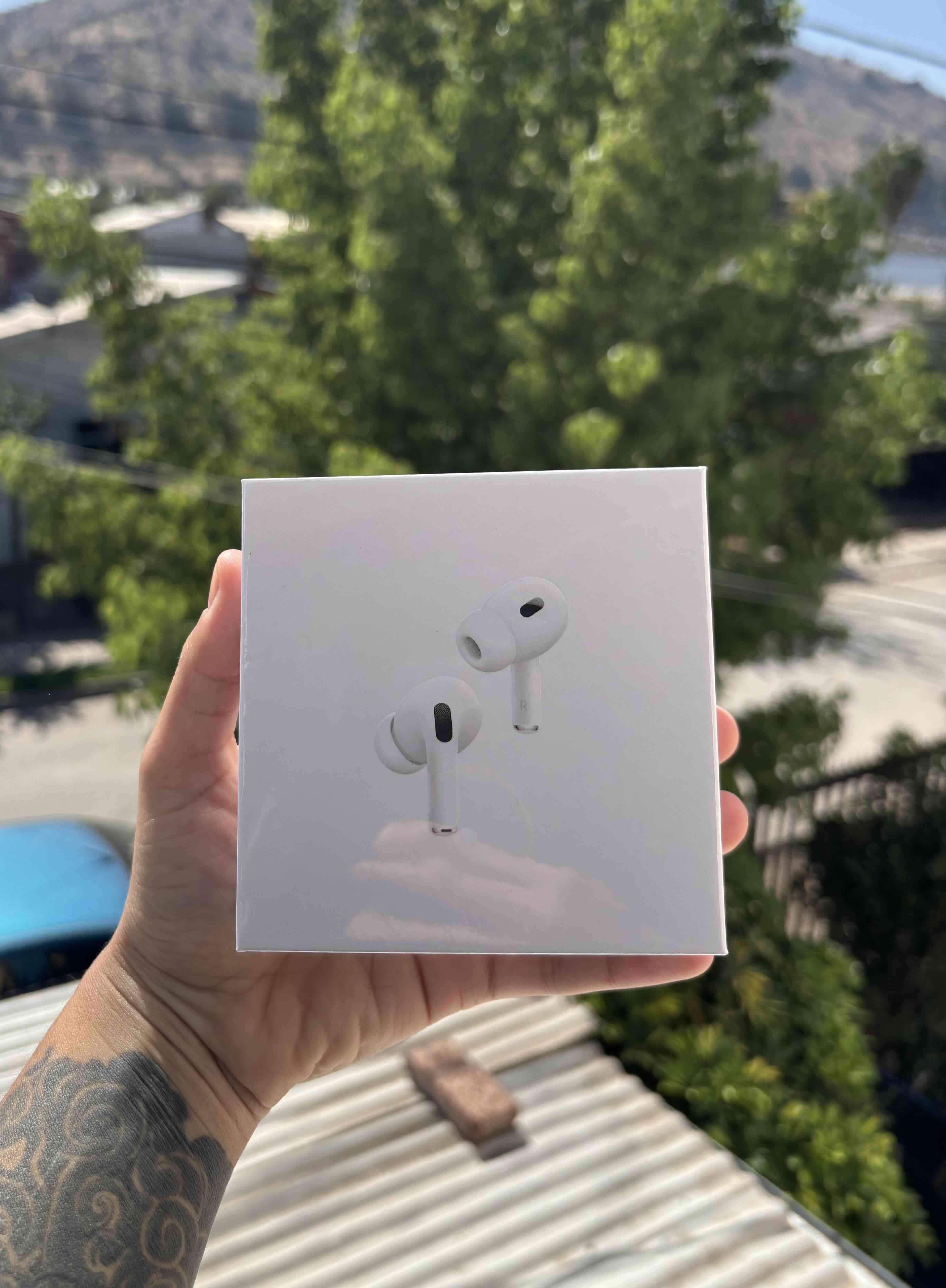 Audífonos inalámbricos nuevos - miniatura 2