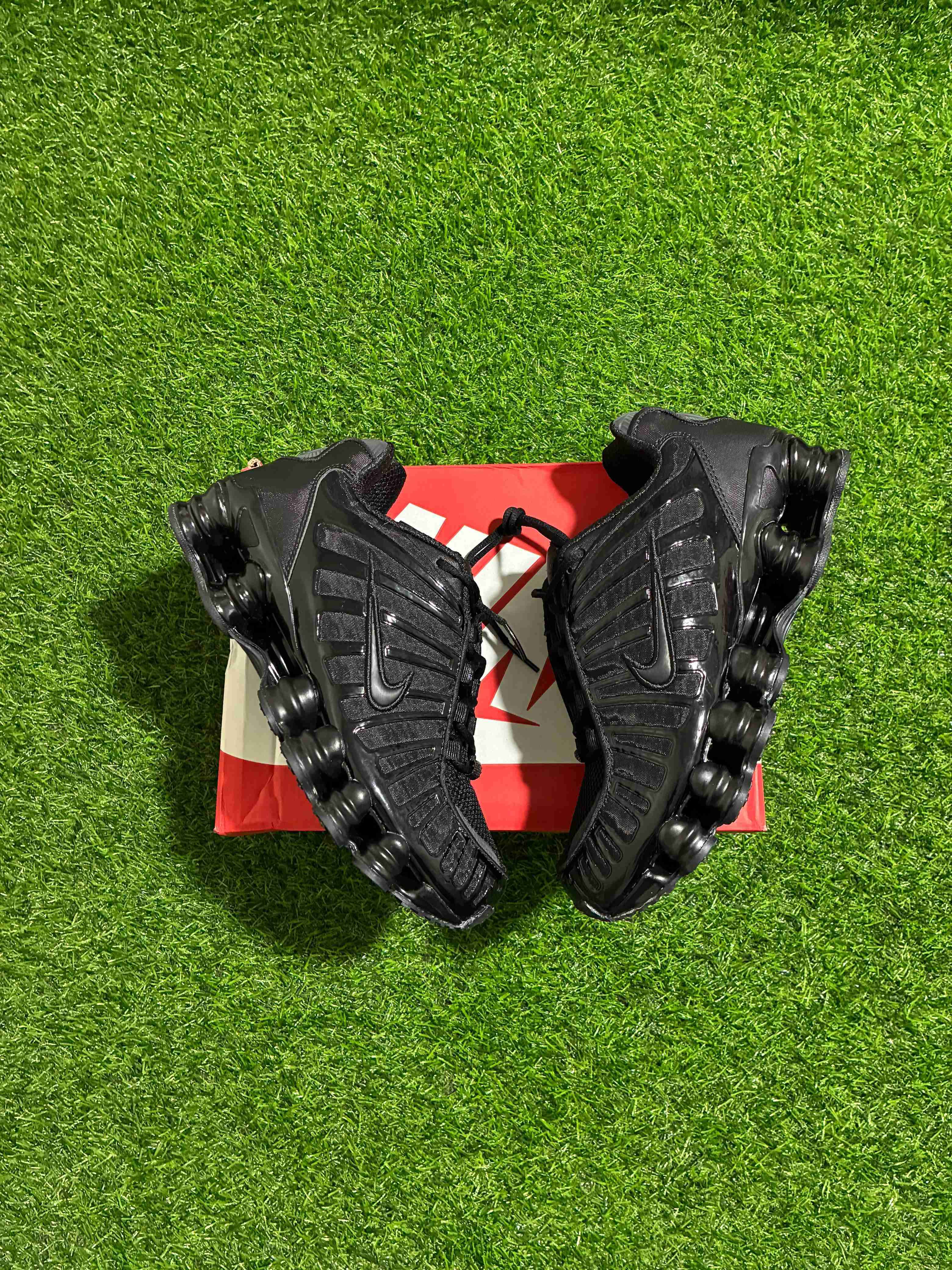 Zapatillas Nike Shox negras - miniatura 2