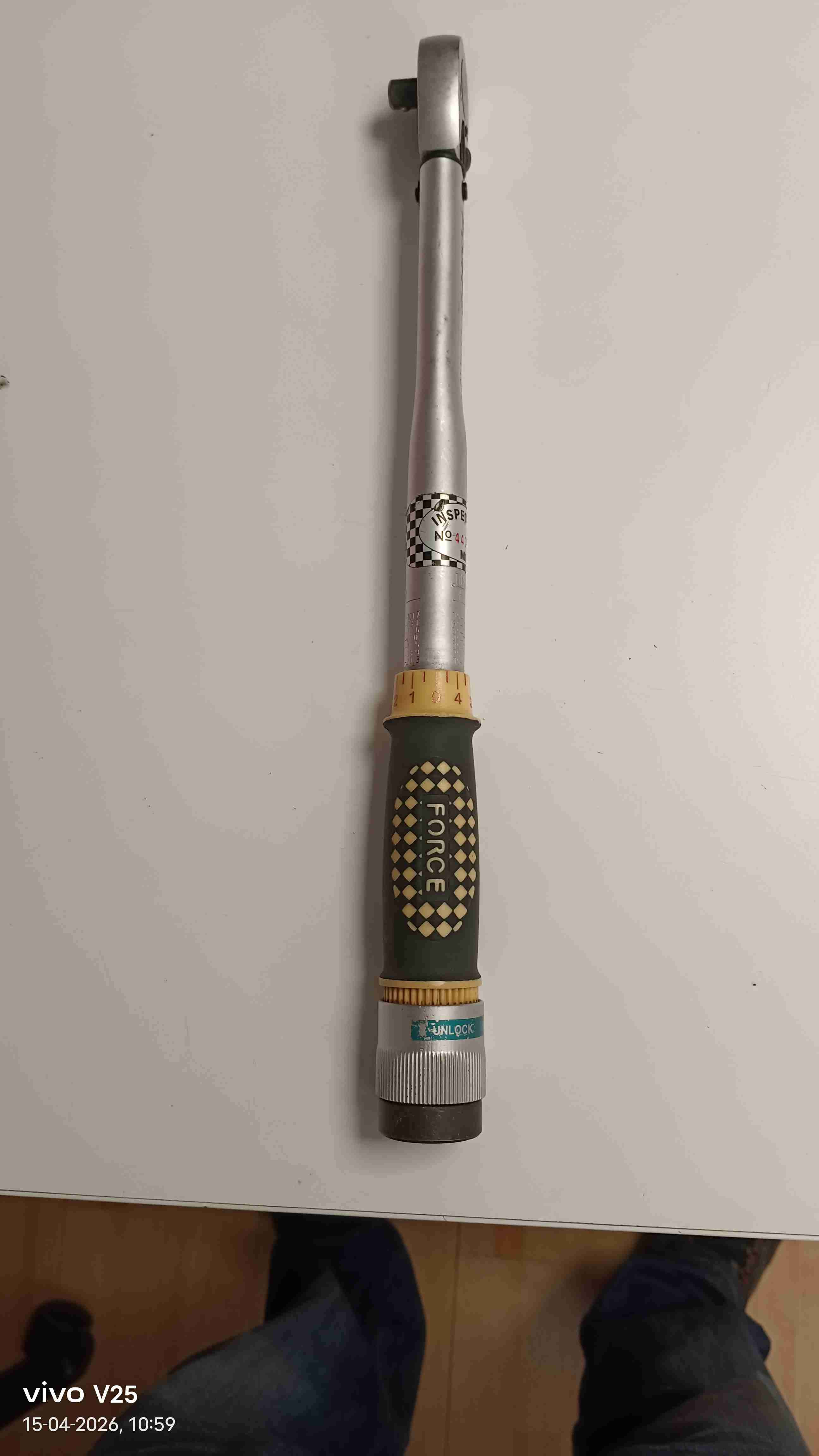 Llave de torque 3/8 - miniatura 2