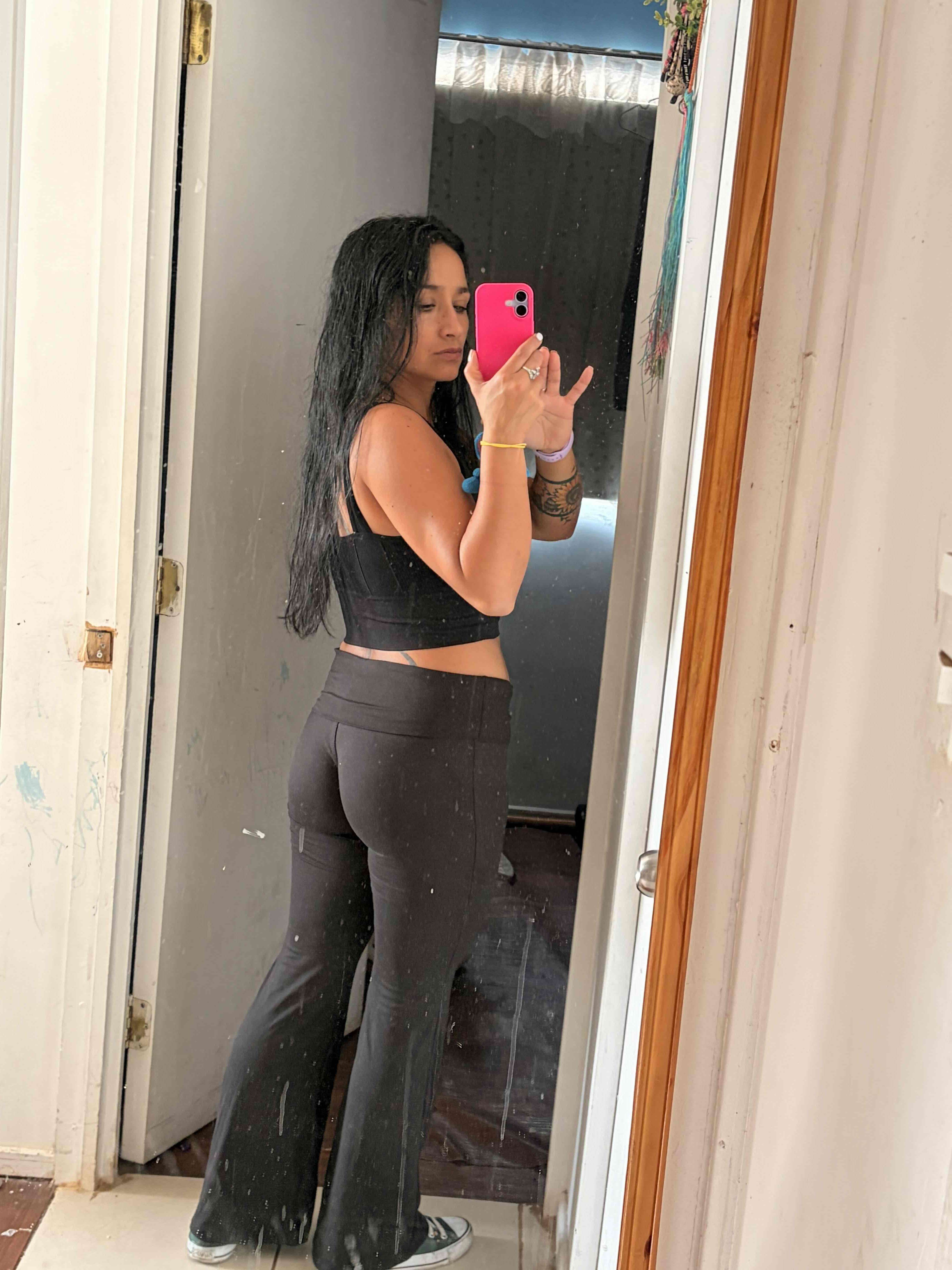 Pantalones acampanados negros