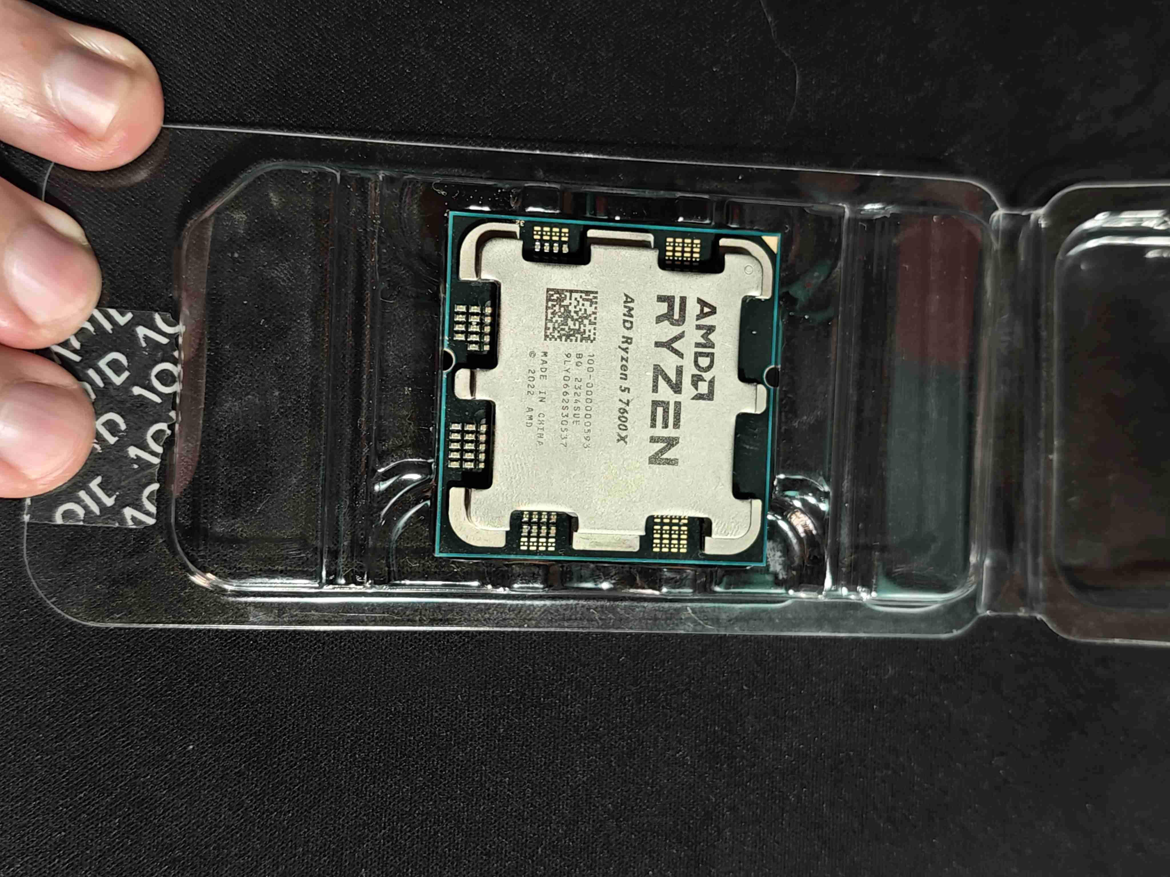 Procesador AMD Ryzen 5 7600X - miniatura 3