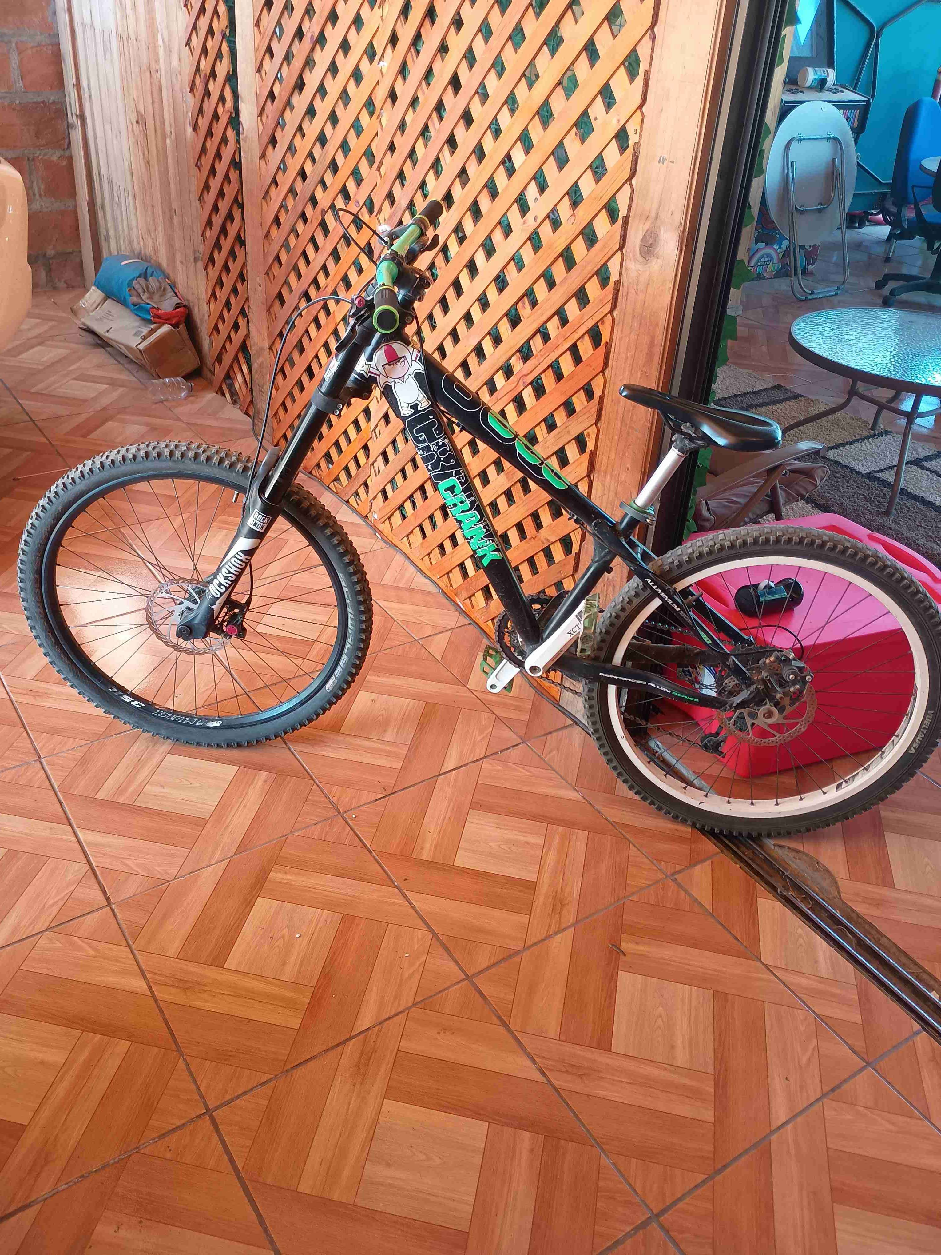 Bicicleta de descenso - miniatura 5