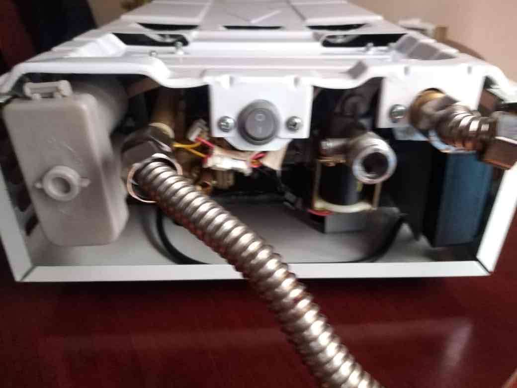 Calefón a gas 5 litros Splendid - miniatura 4