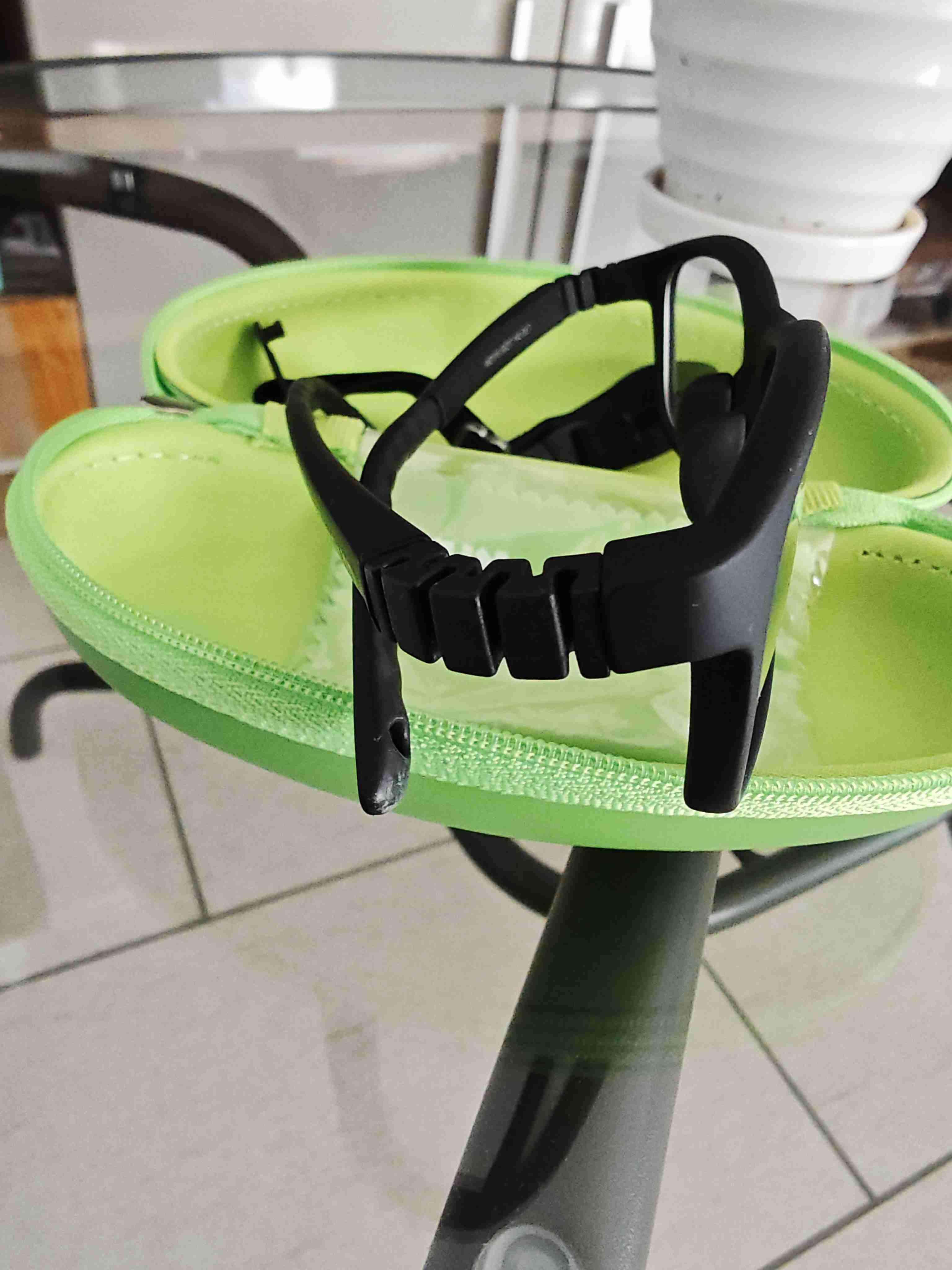 Gafas opticas negras flexible para niños - miniatura 3