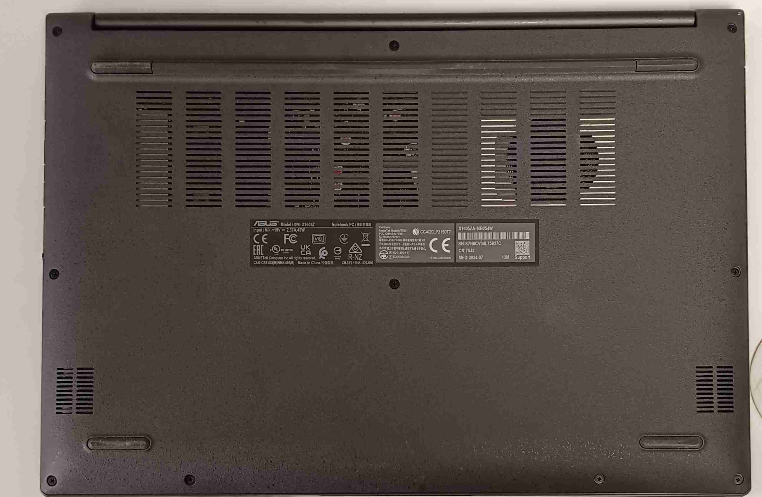 Laptop ASUS VivoBook 15" - 2