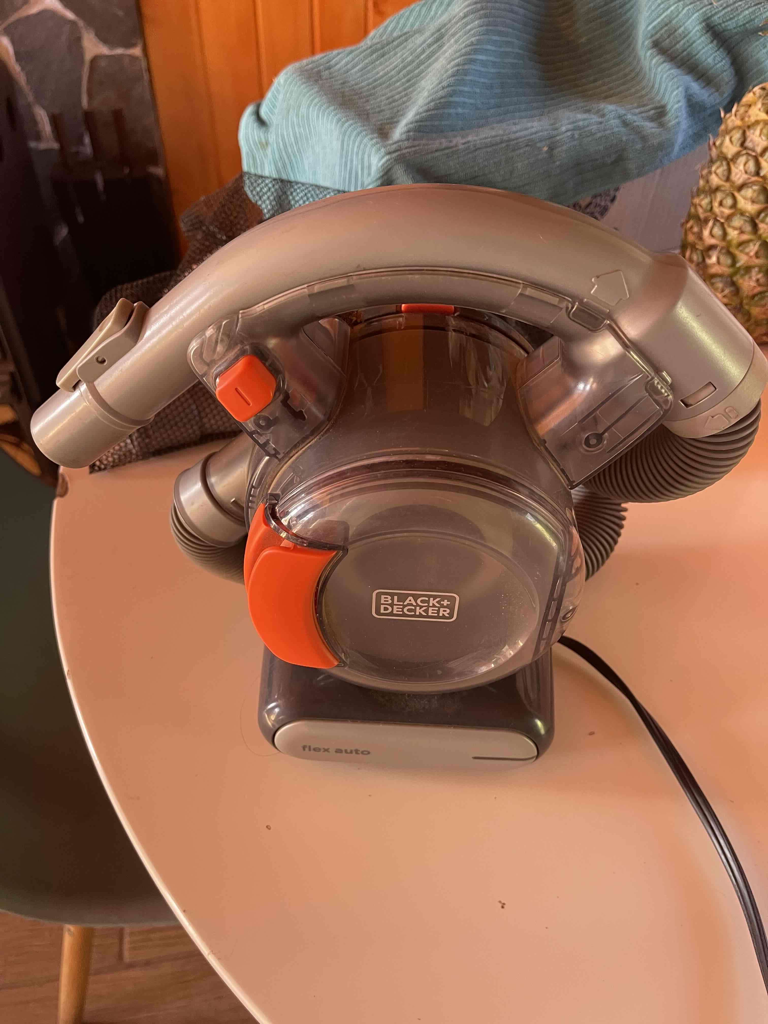 Aspiradora para auto 12V  Black & Decker - miniatura 2