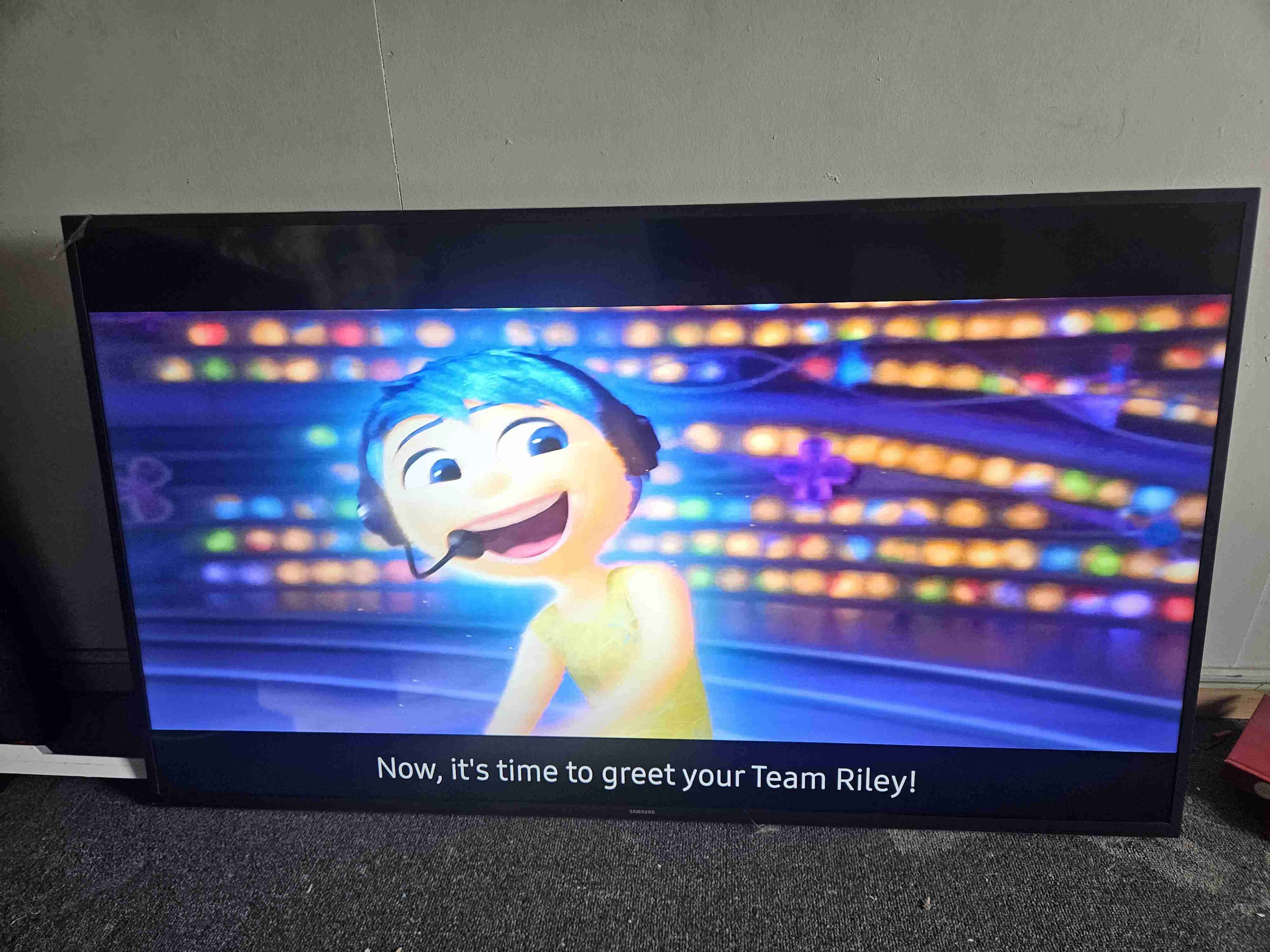 Televisor Samsung UN55MU6100G 55 pulgadas - 2