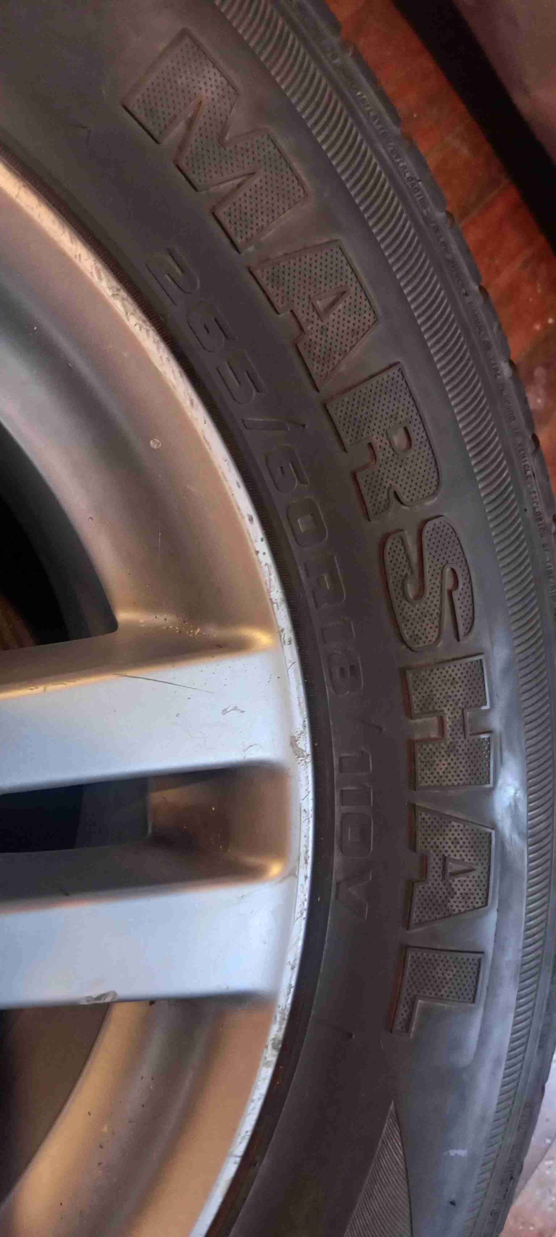 Rueda Marshall con llanta - miniatura 3