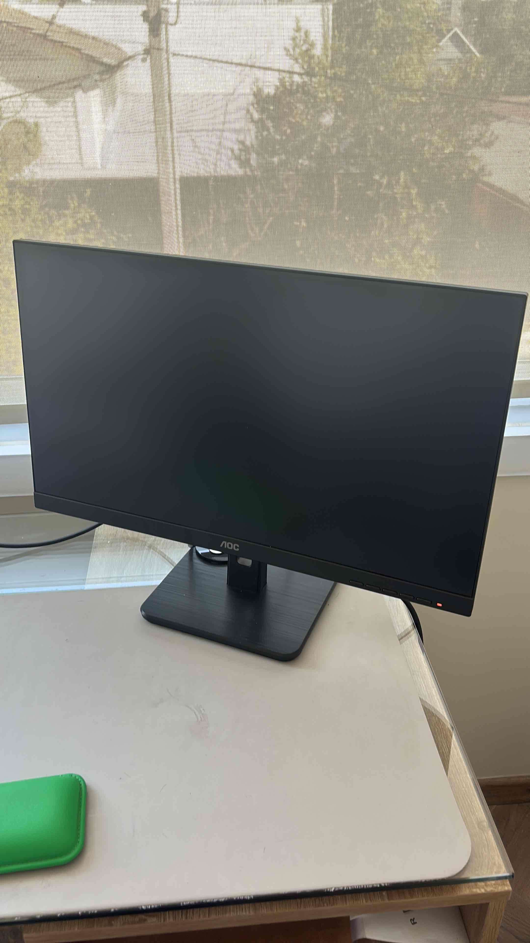 Monitor AOC pantalla ancha