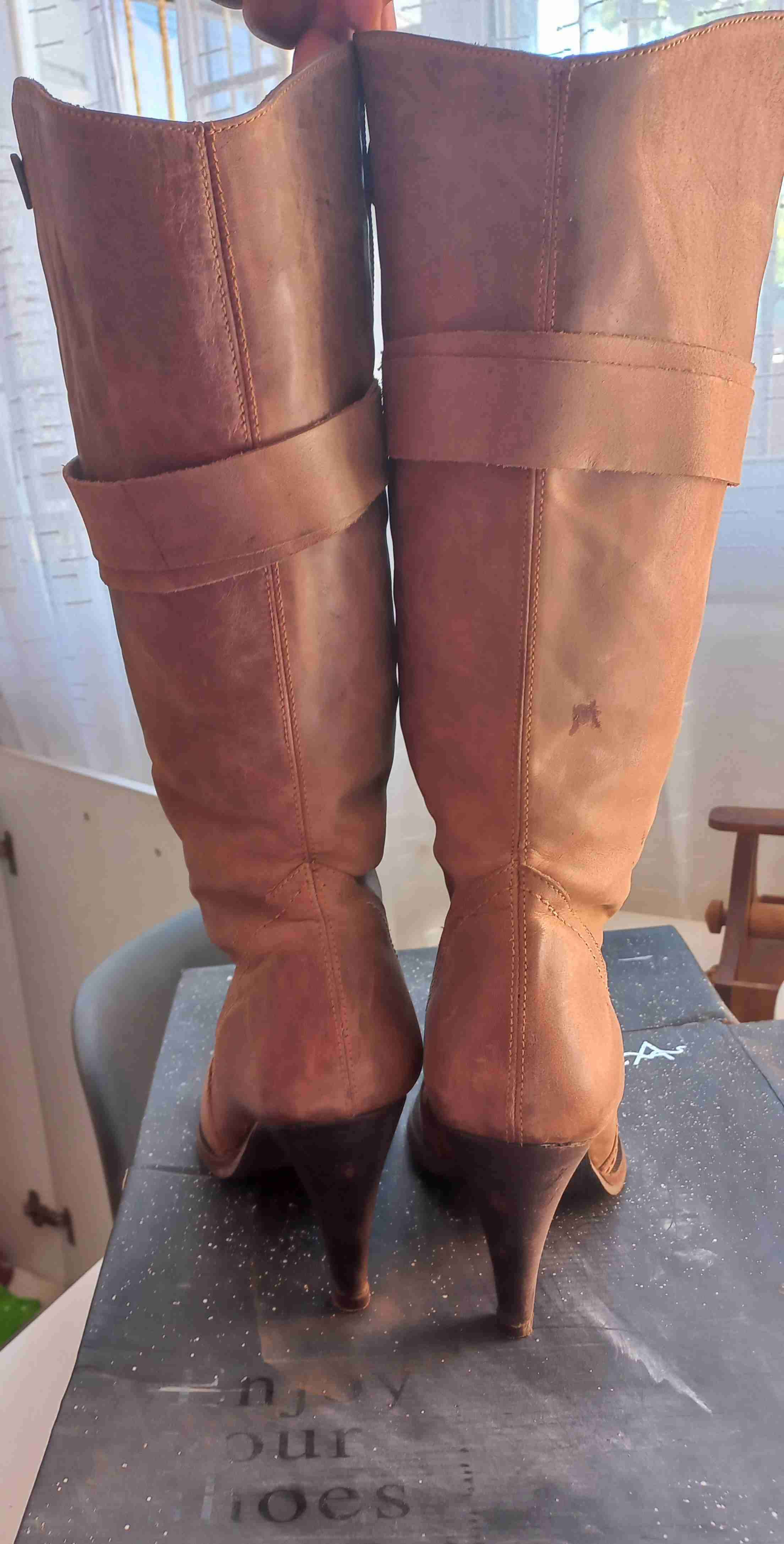 Botas de taco alto marrones - 3