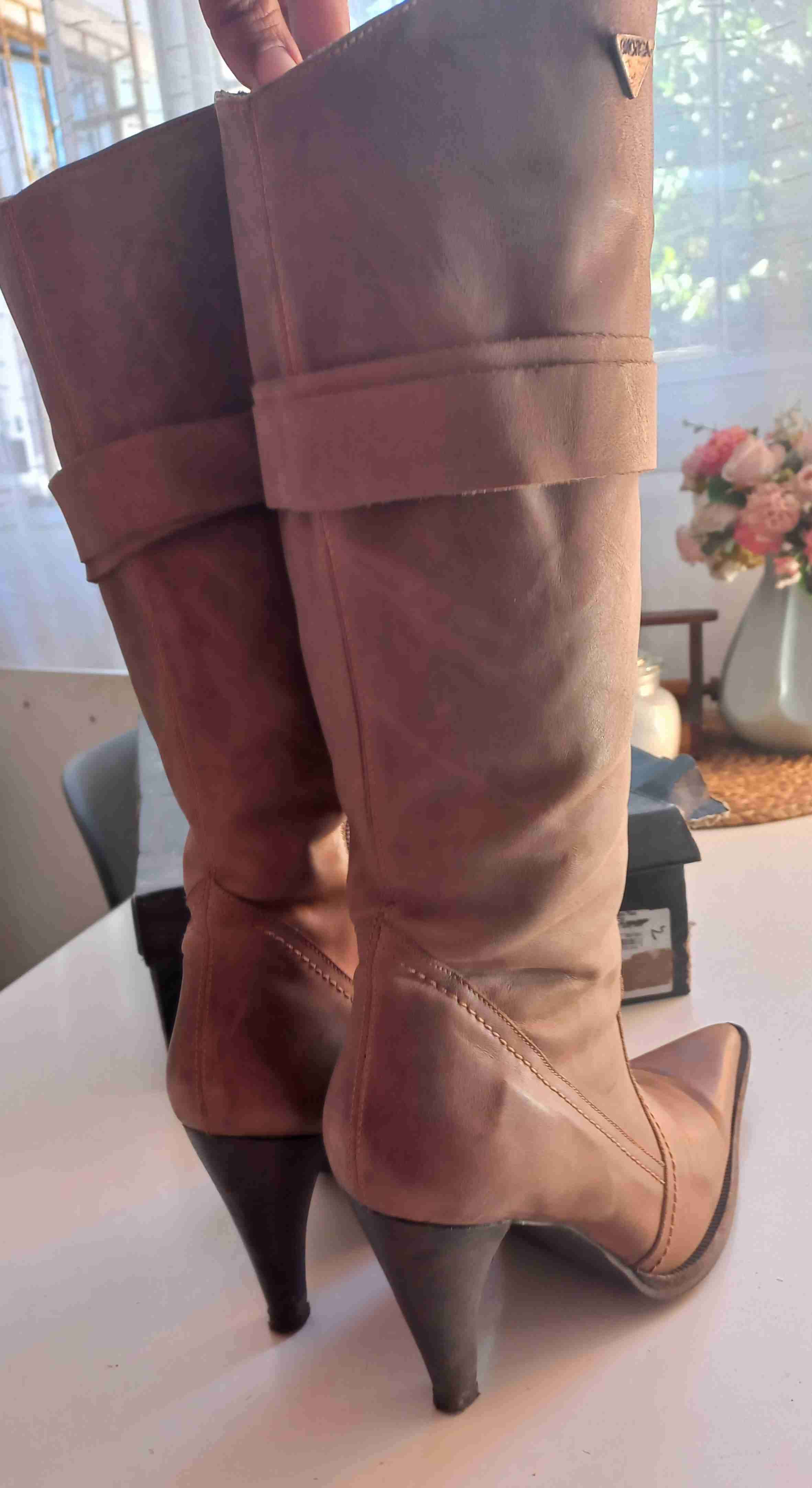 Botas de taco alto marrones - 4