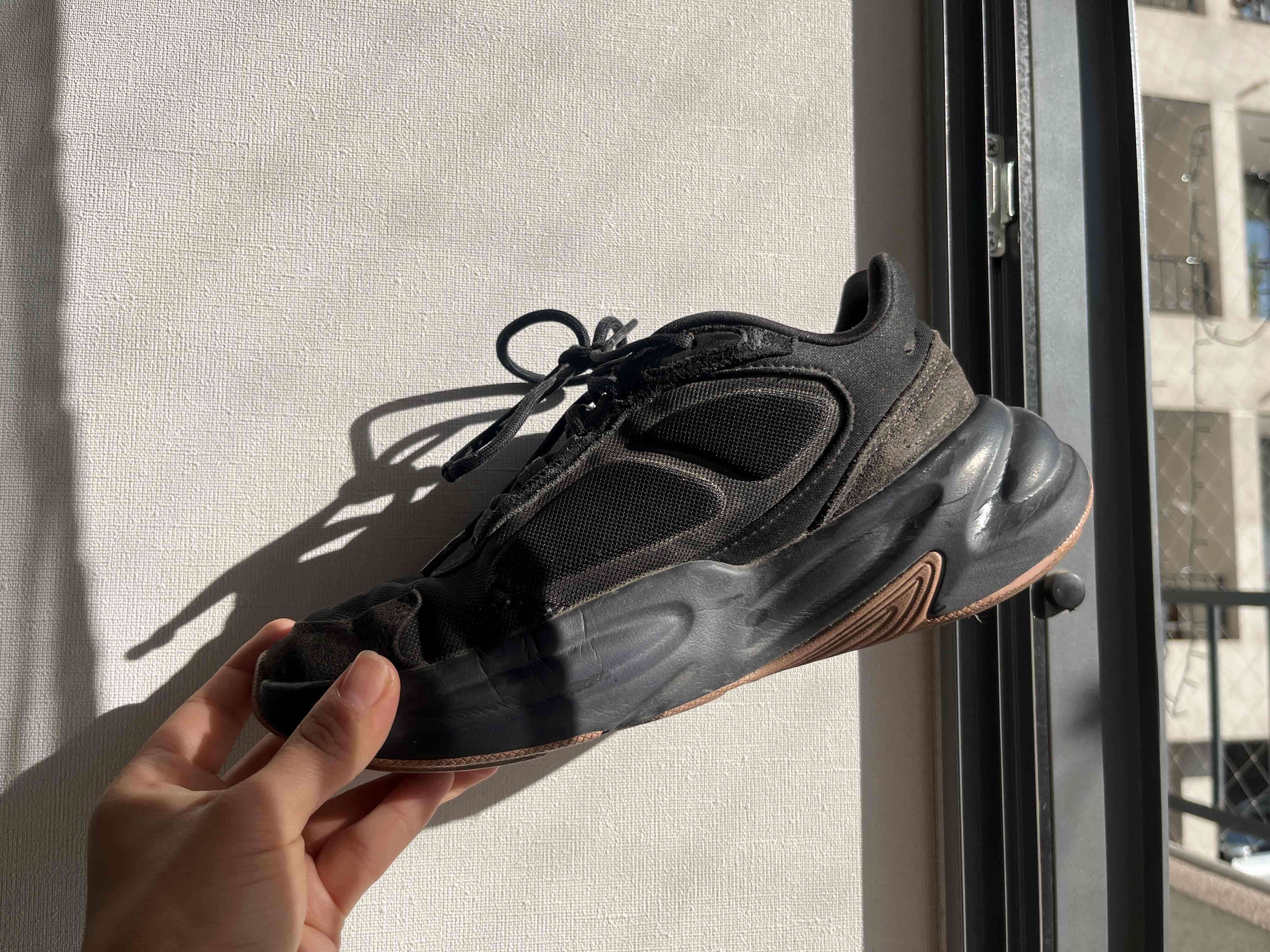 Zapatilla Adidas - miniatura 2