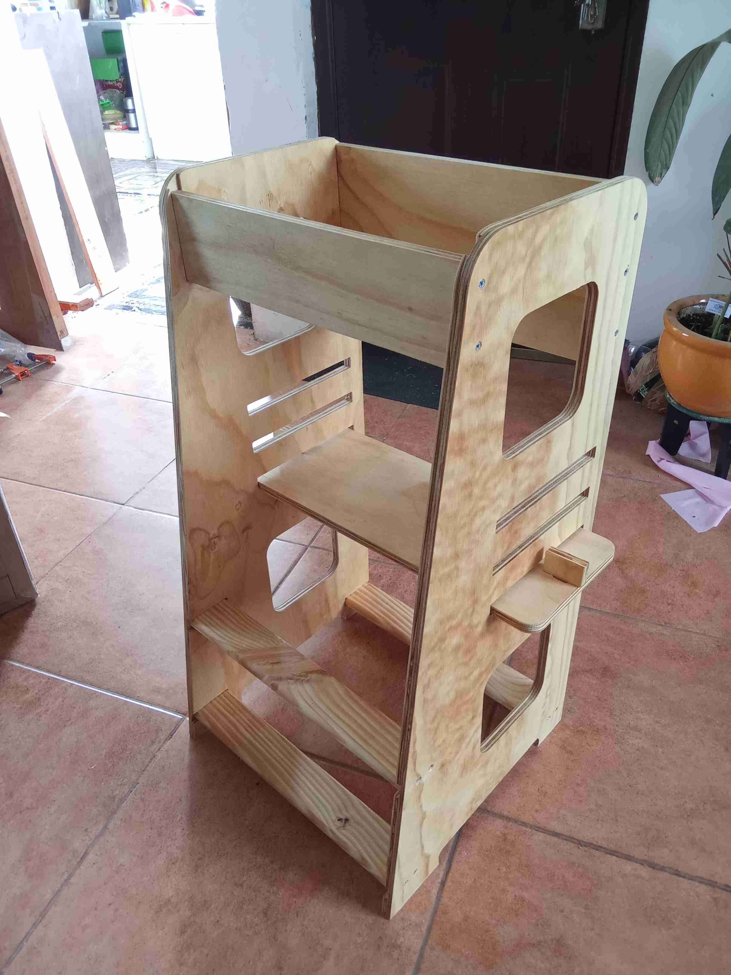 Torre de aprendizaje madera natural - 1