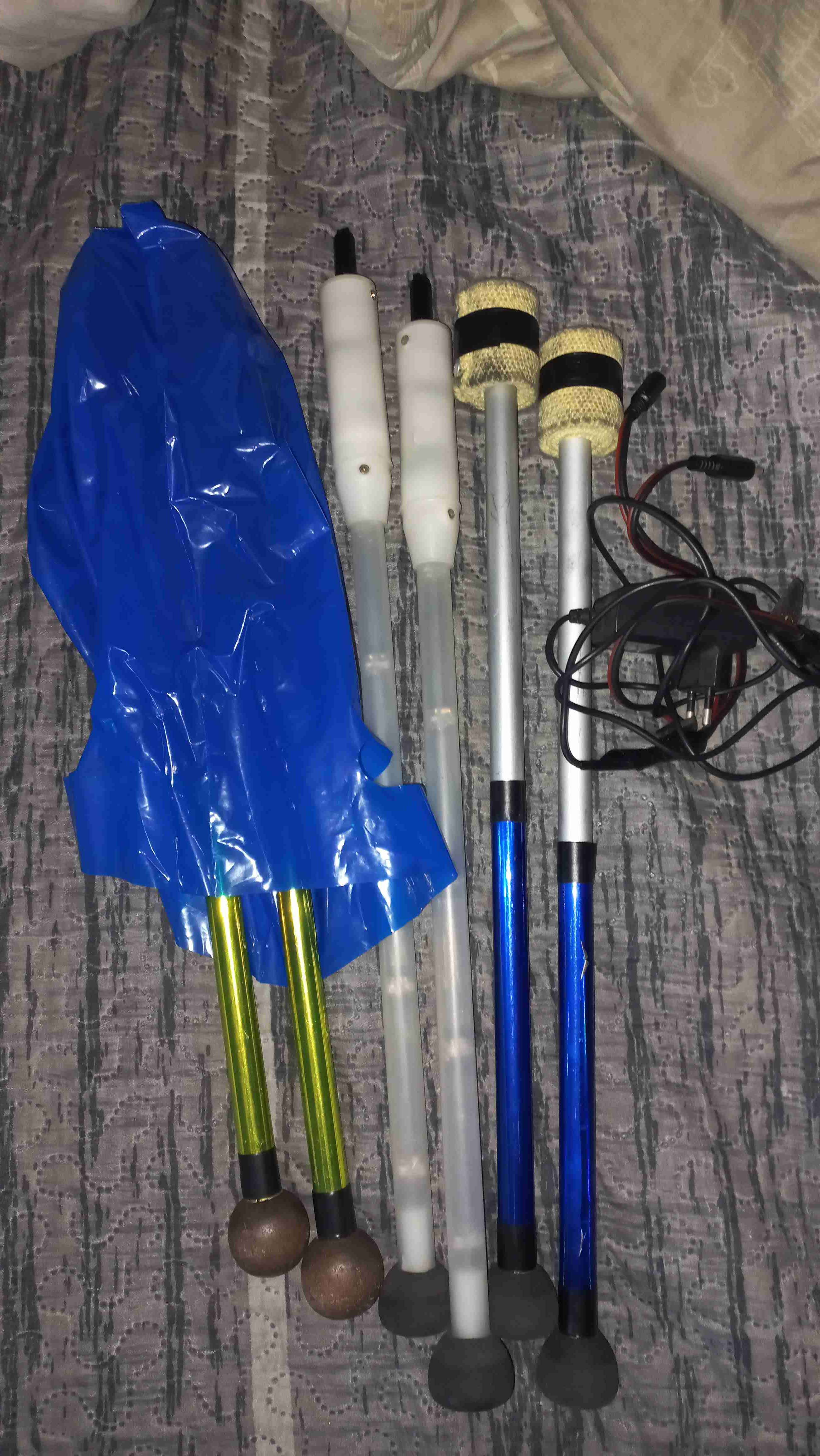 Clavas de malabarismo, argollas, pajaritas y más. - miniatura 2