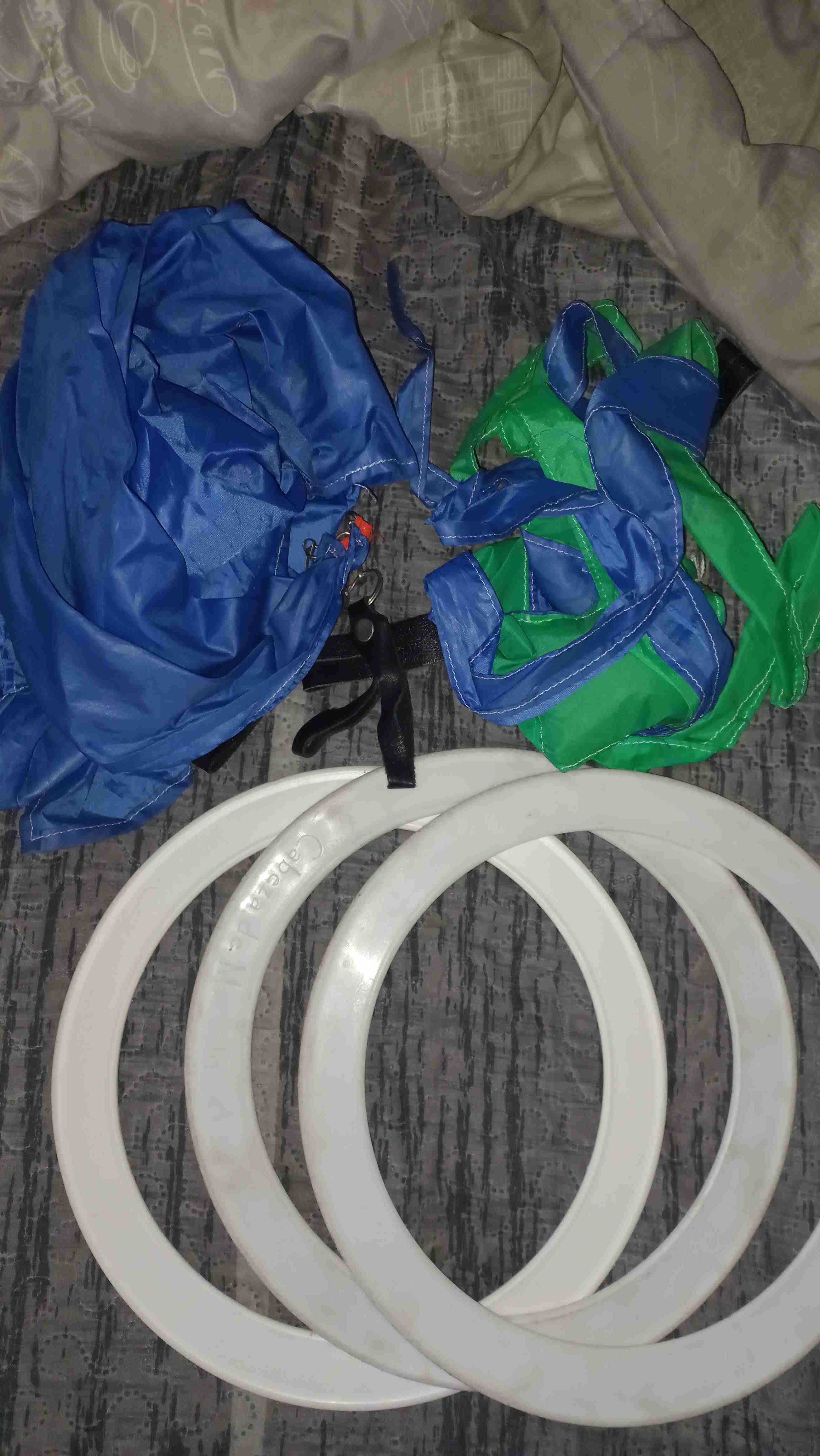 Clavas de malabarismo, argollas, pajaritas y más. - miniatura 3