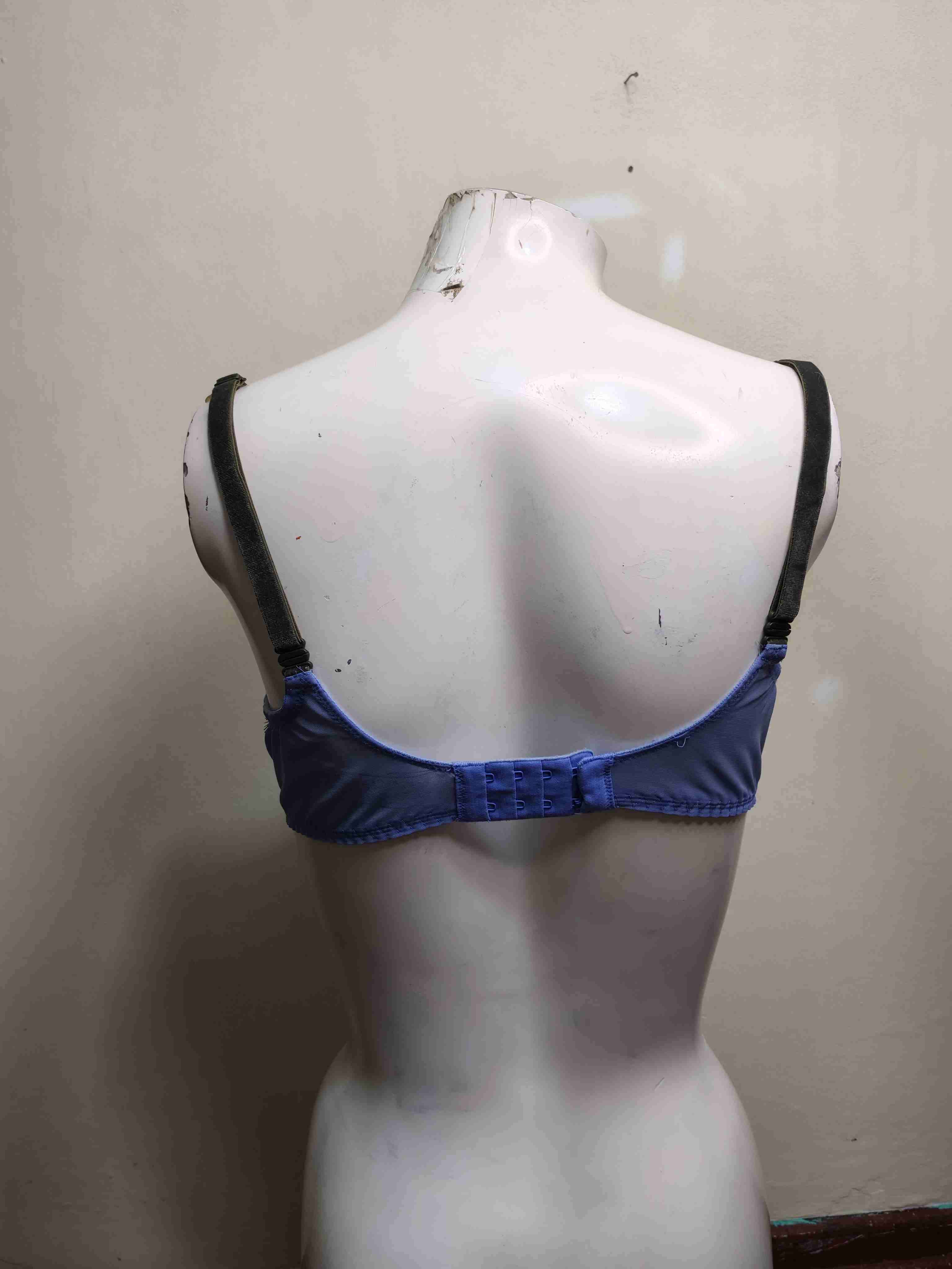 Sostén Victoria's Secret - miniatura 5