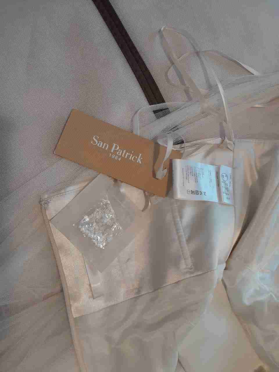 Vestido de novia blanco un hombro - miniatura 4