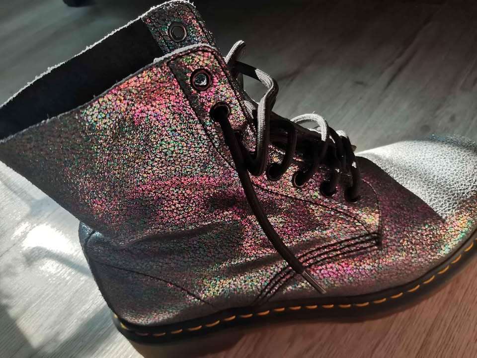 Botas Dr. Martens 1460 Pascal Iridescent Oil Leath - miniatura 6