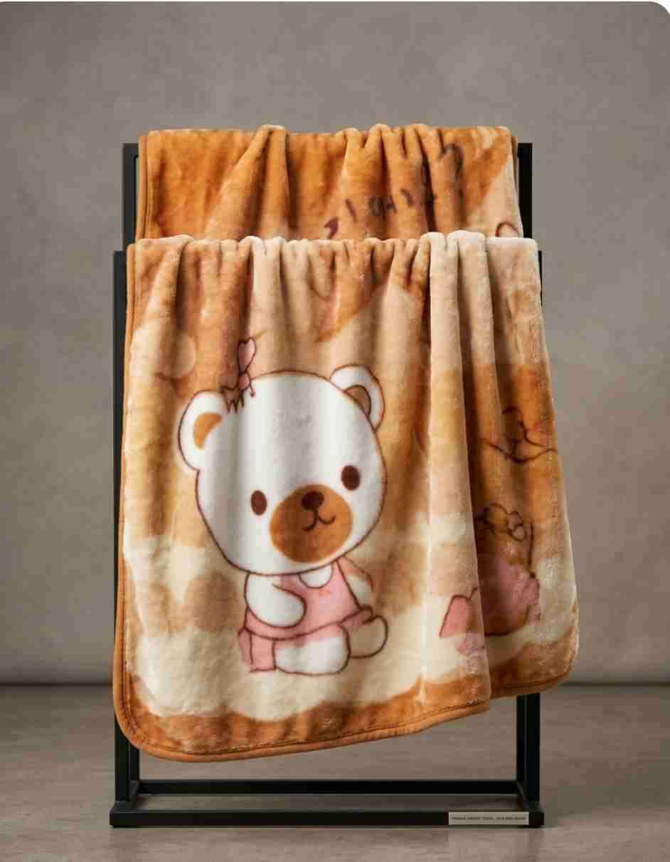 Manta  de pluch premium infantil con diseño de oso - miniatura 1