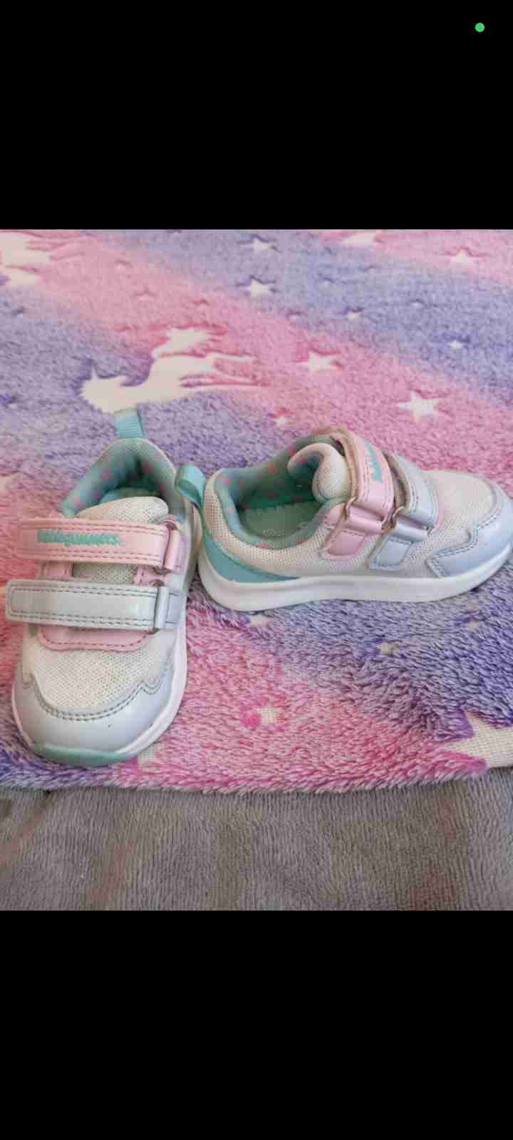 Zapatillas infantiles negras y rosas - miniatura 2