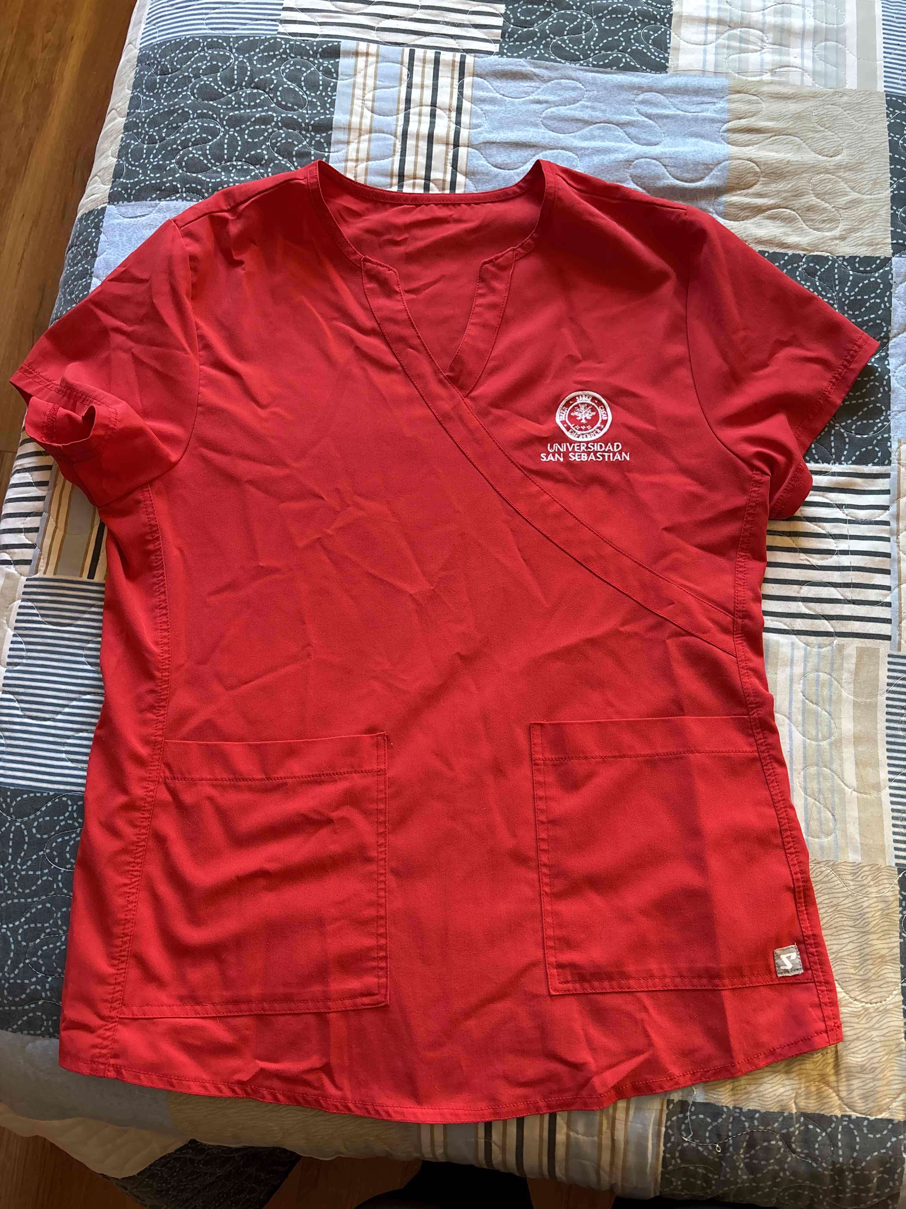 Uniforme clinico rojo Cherokee/Scorpi - miniatura 2