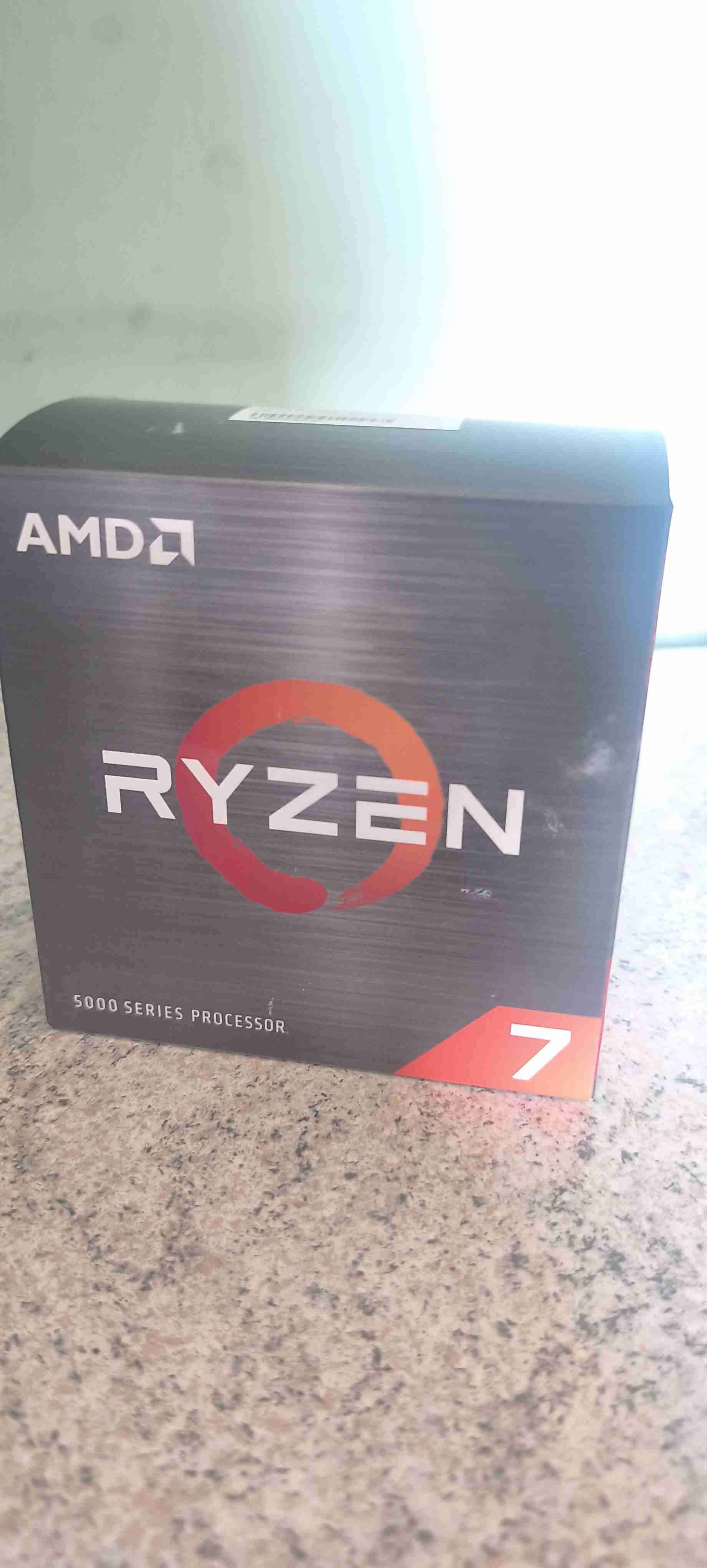 Procesador AMD Ryzen 7 5700X - 2