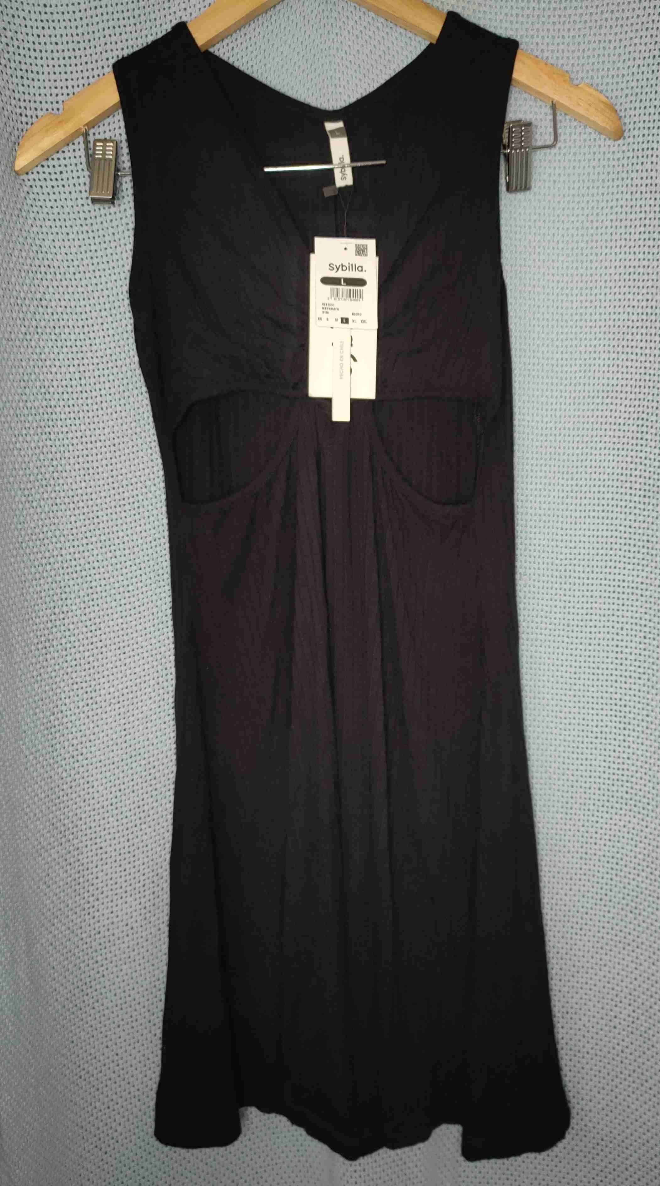 Vestido negro con aberturas - miniatura 2