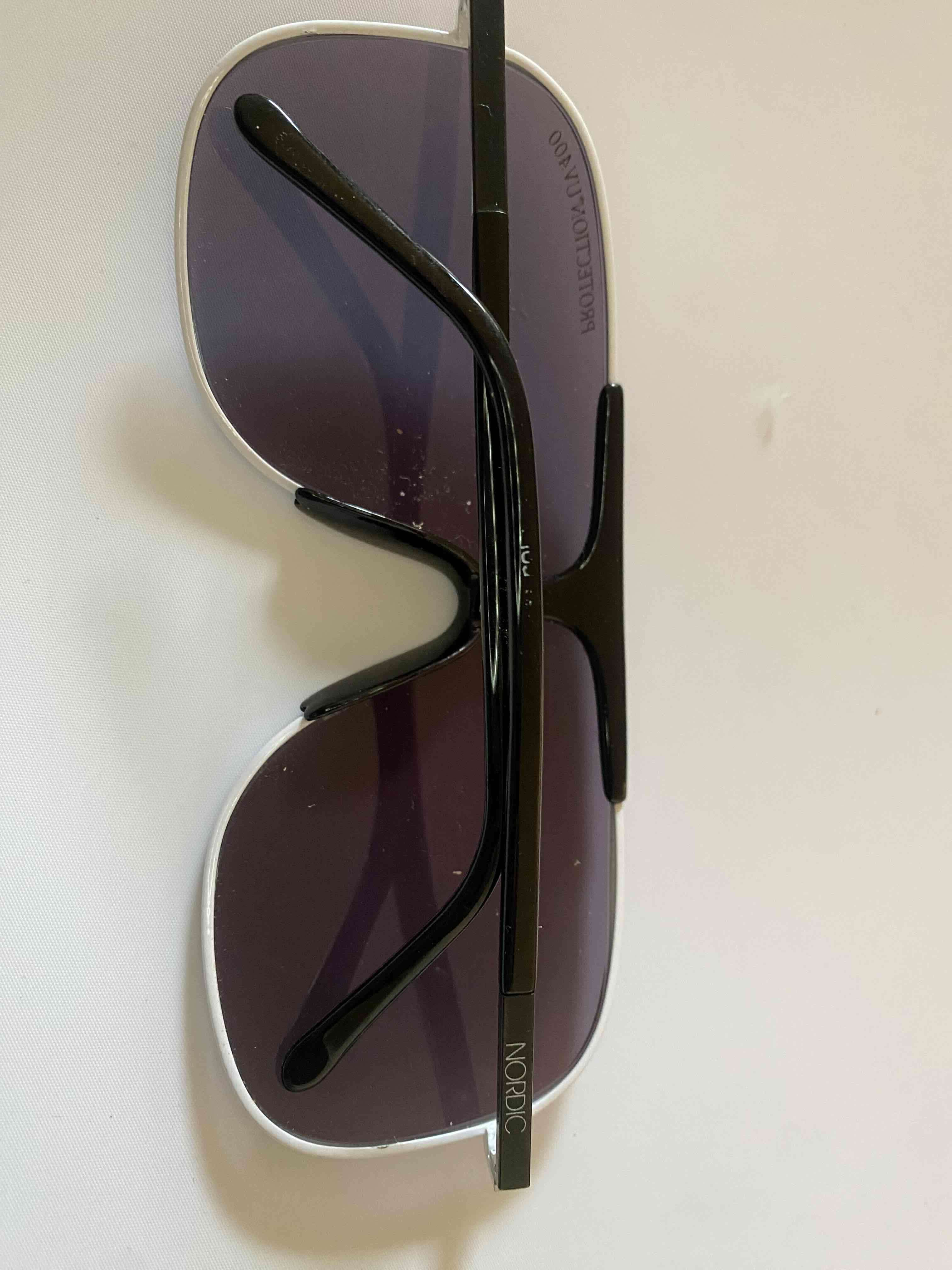 Anteojos de sol UV protección - miniatura 2