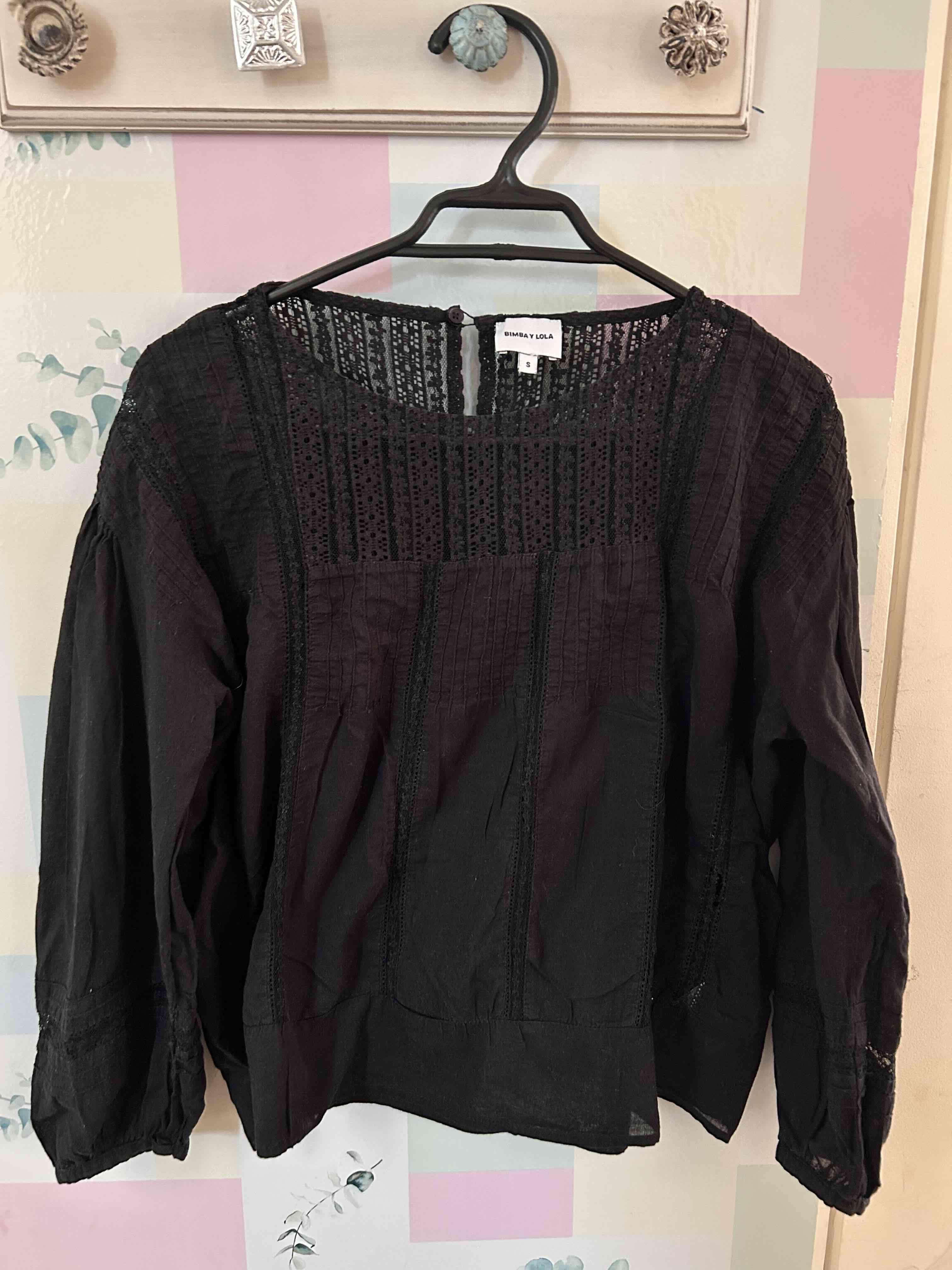 Blusa negra Bimba y Lola