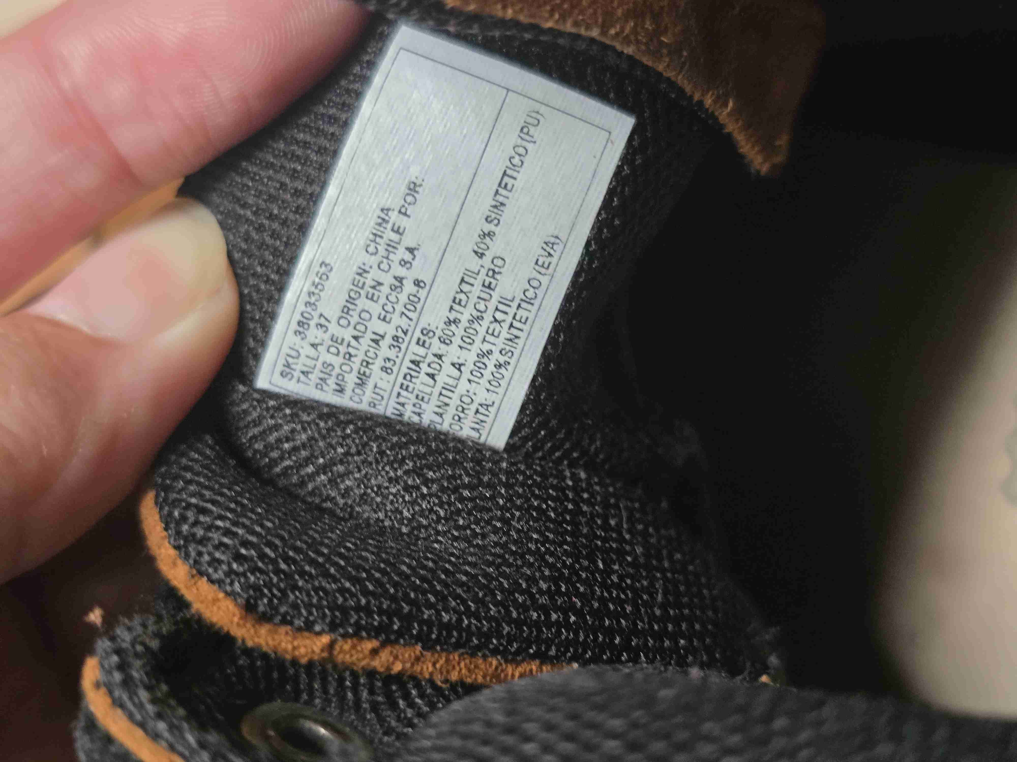 Botines deportivos negros y marrones - miniatura 3